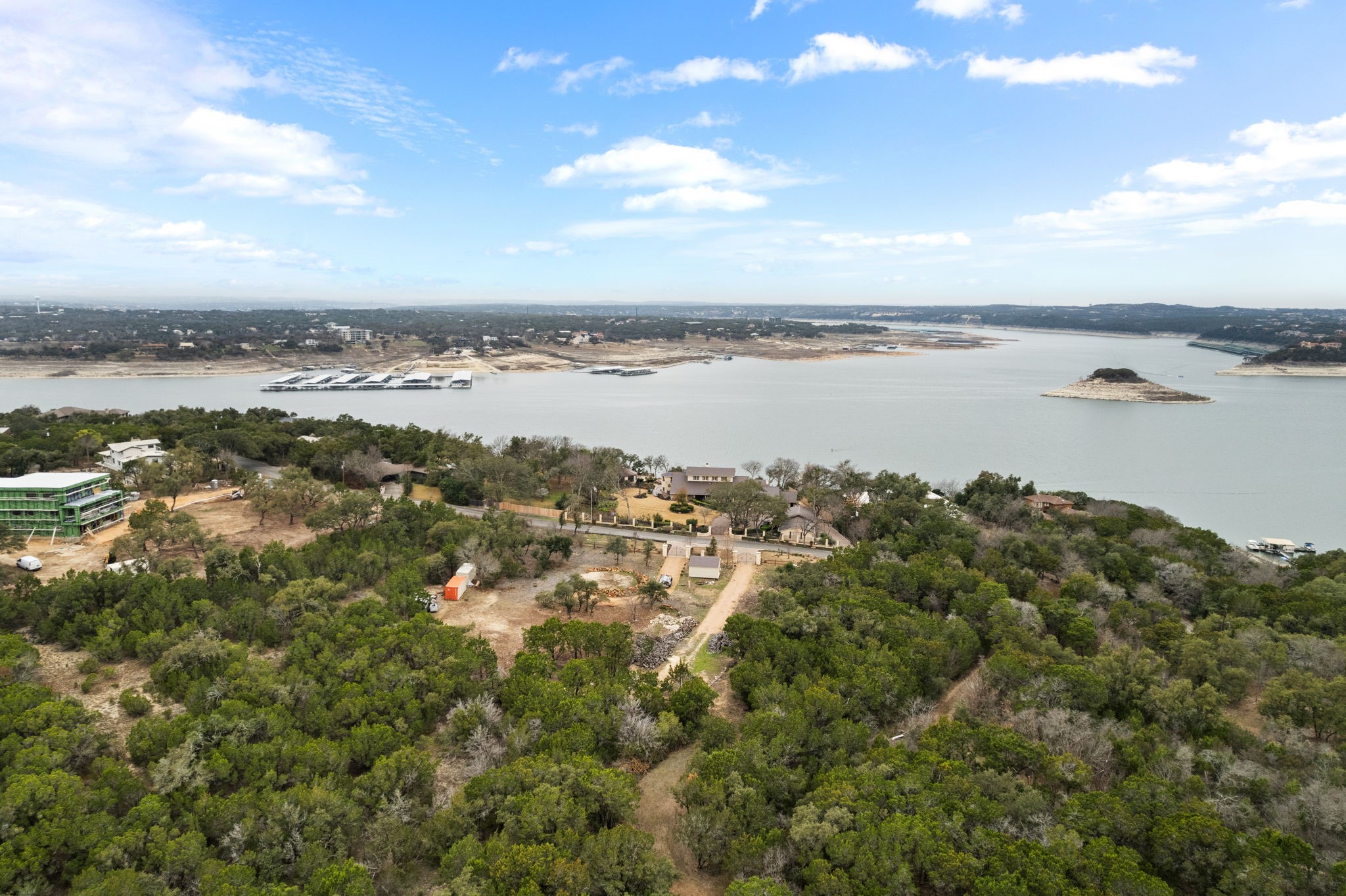 main property photo 25