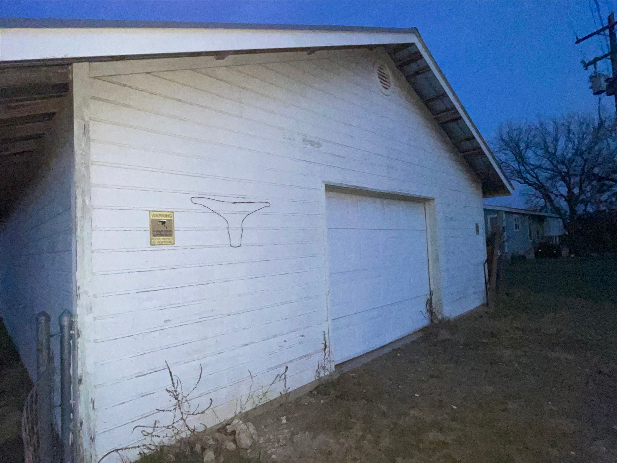 main property photo 38