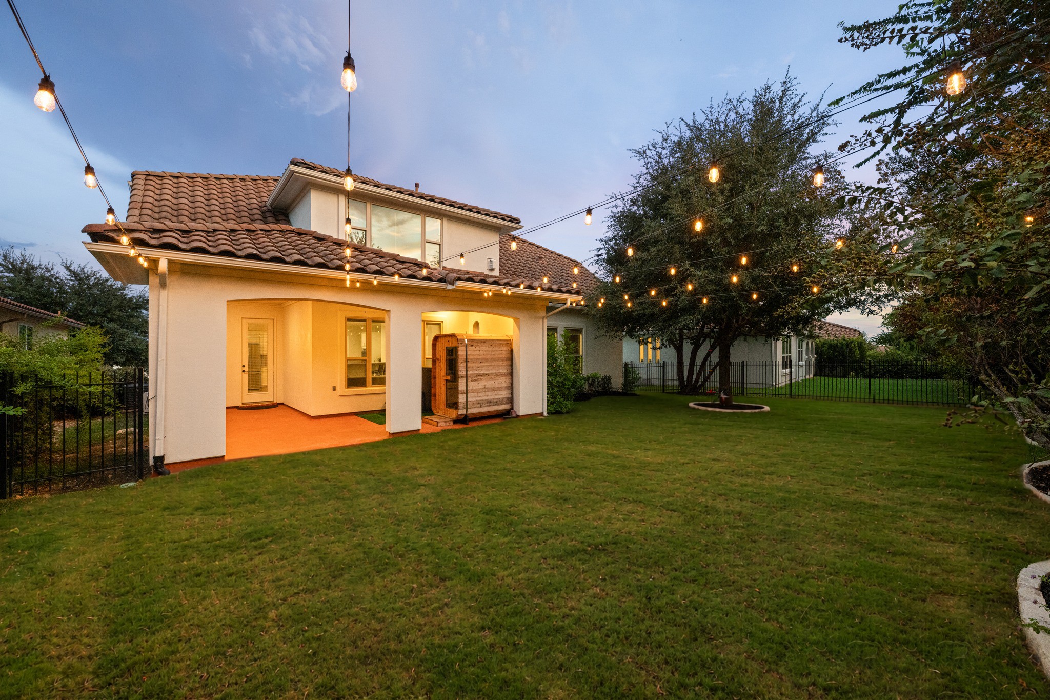 main property photo 29