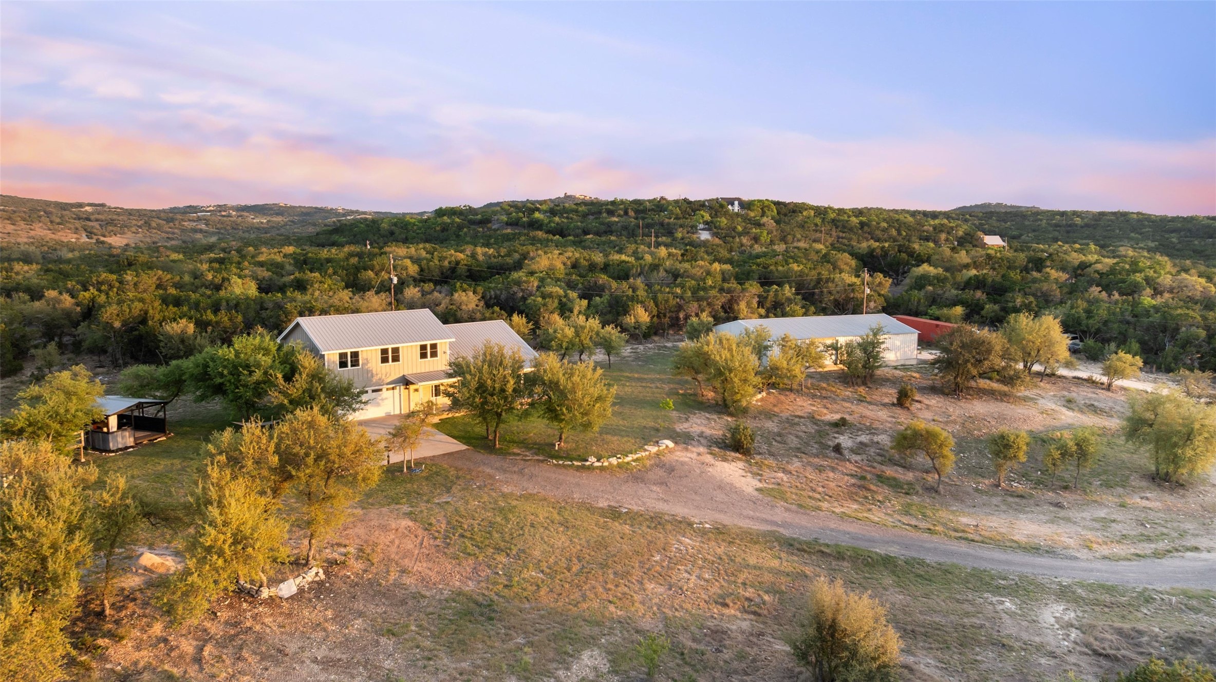 main property photo 15