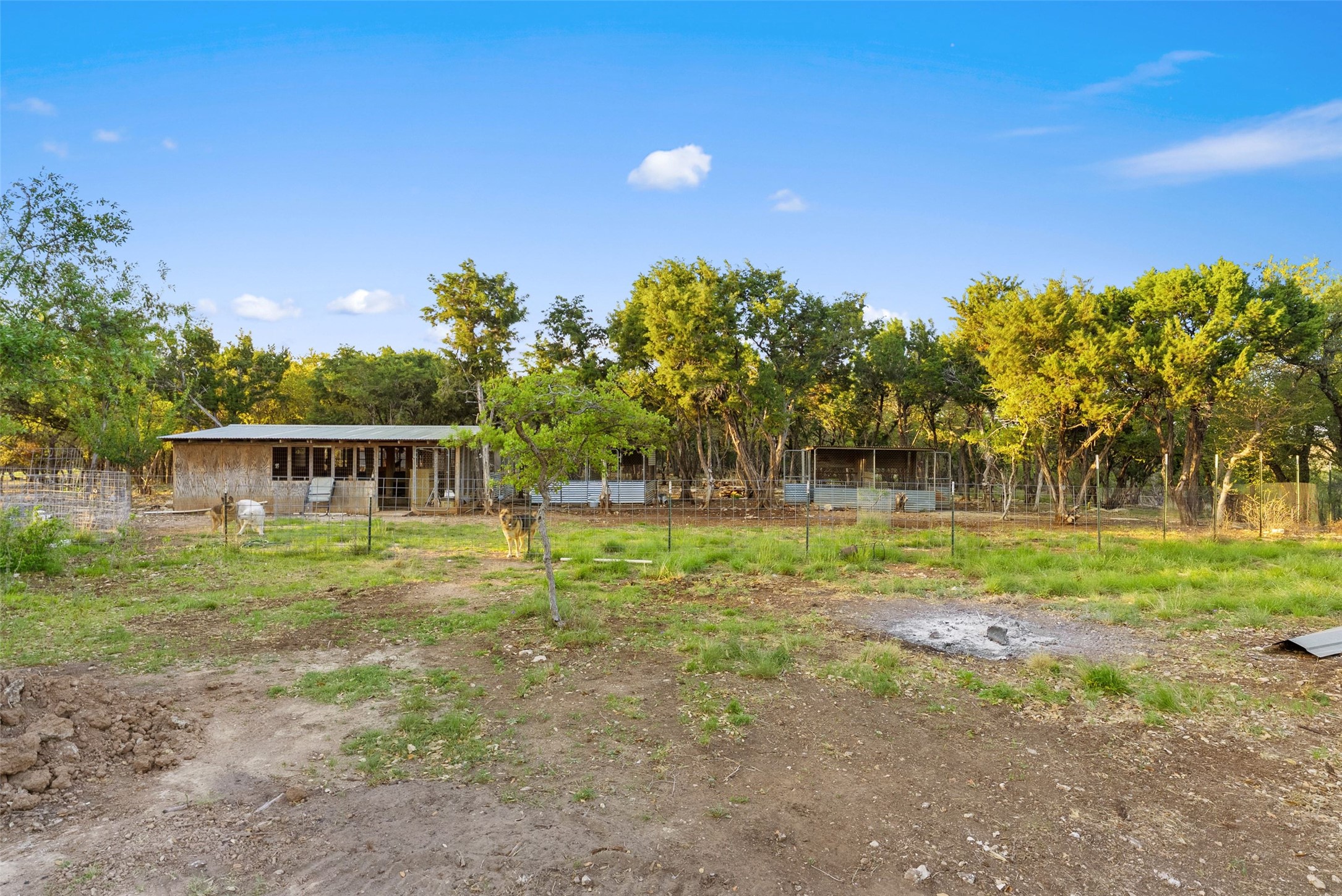 main property photo 16