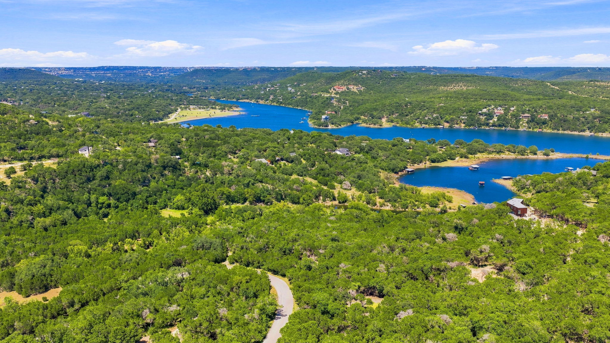 main property photo 8