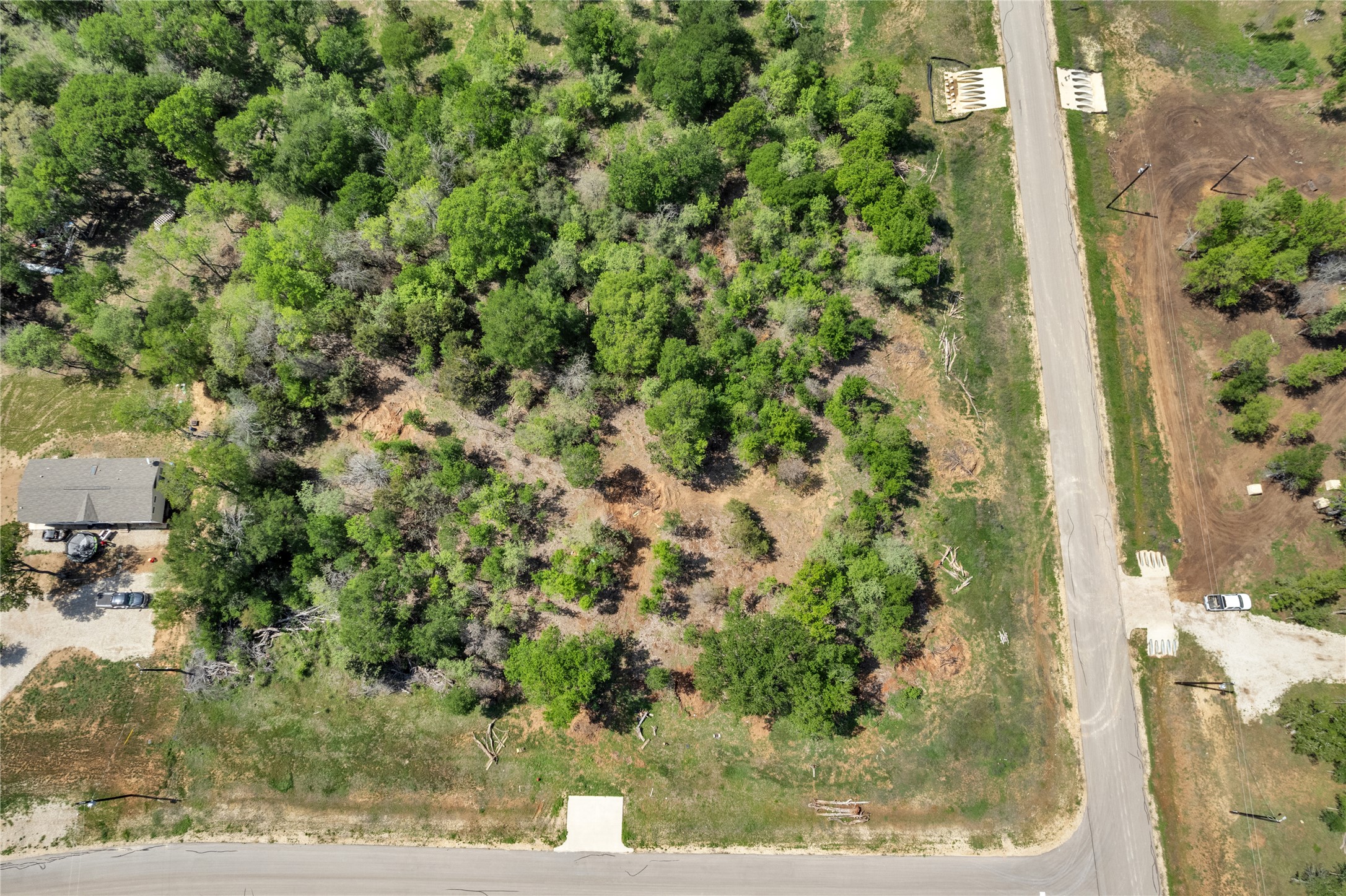 main property photo 29