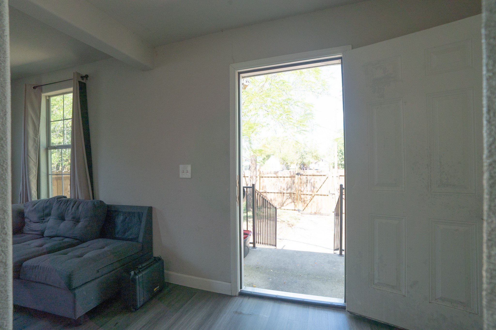 main property photo 25
