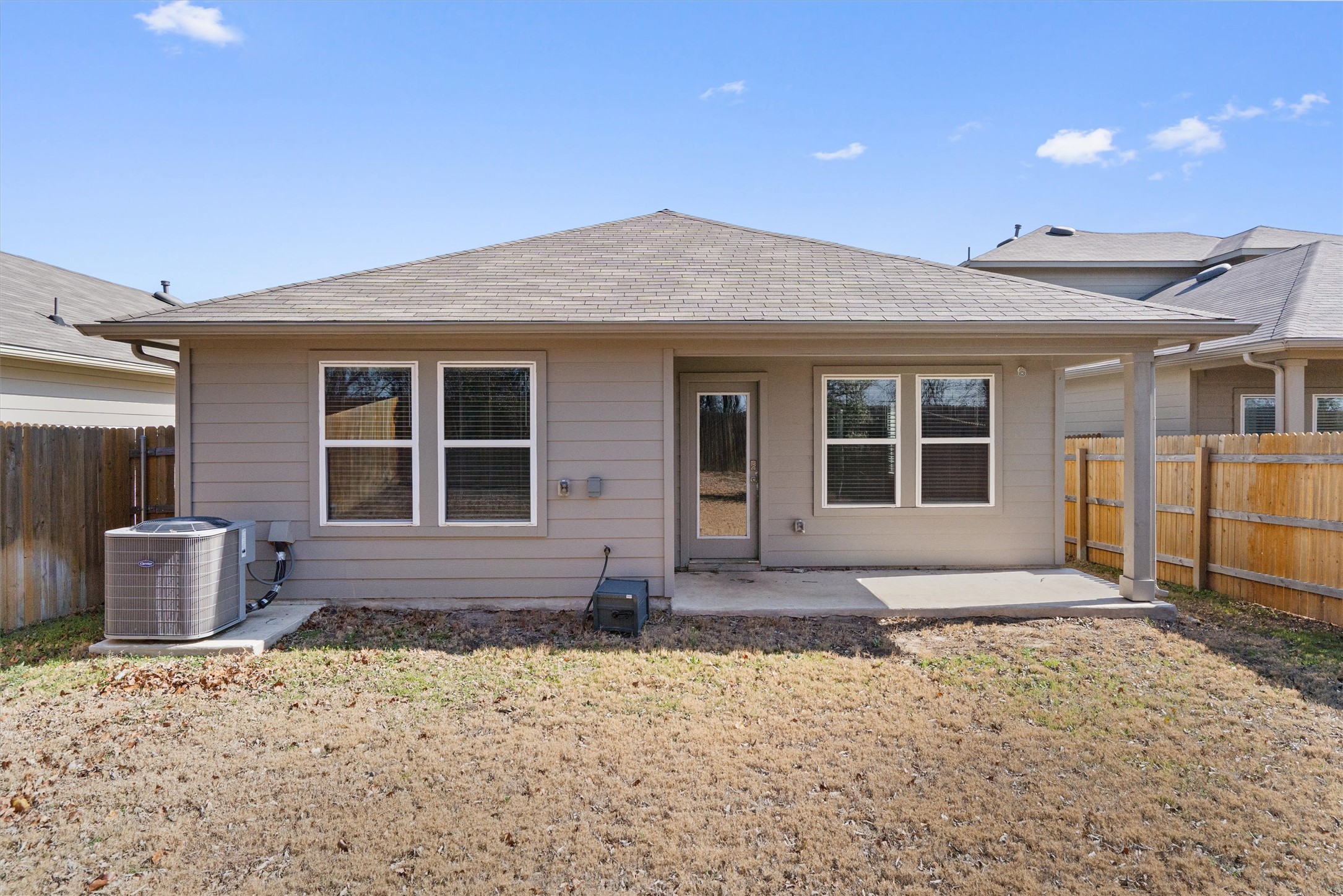 main property photo 31