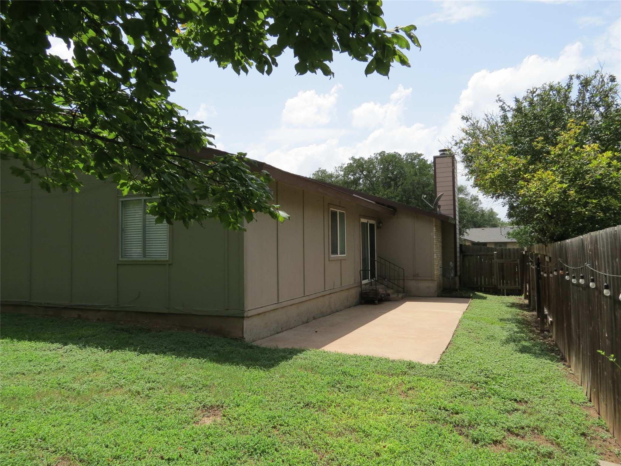 main property photo 24