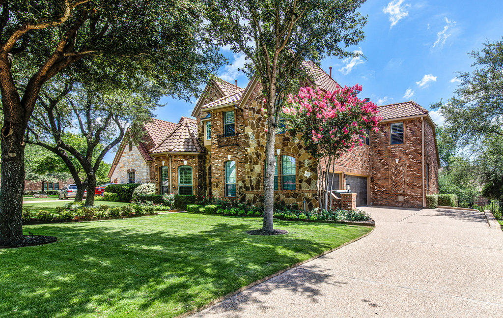 main property photo 39