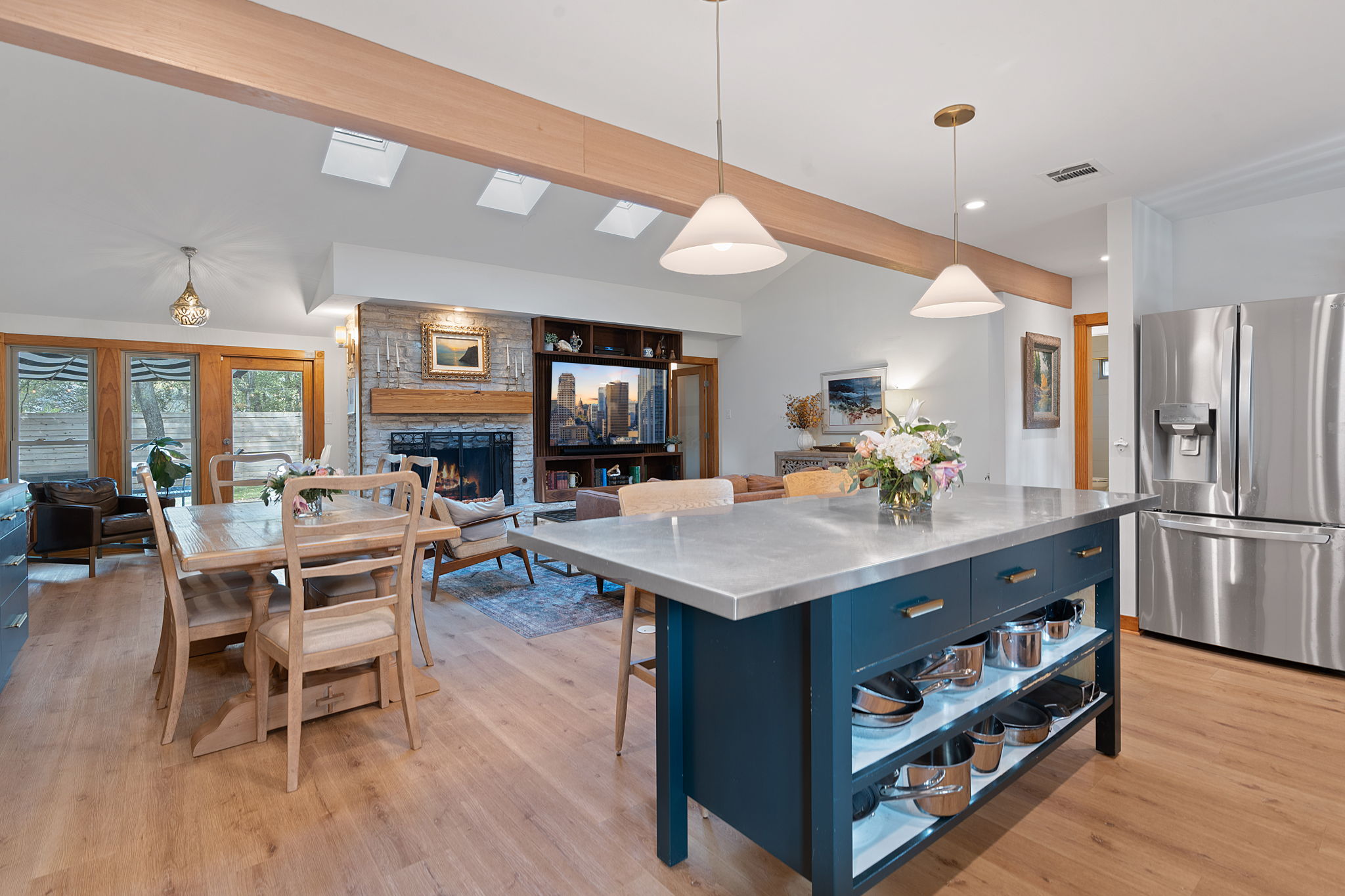main property photo 15