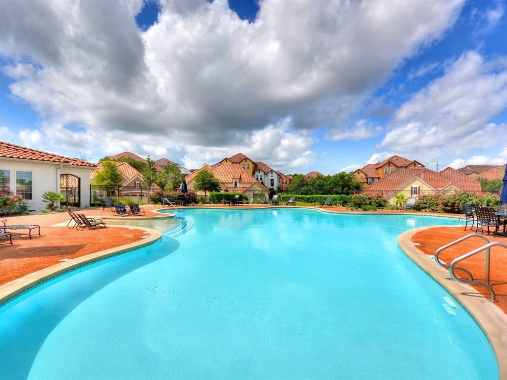 main property photo 11