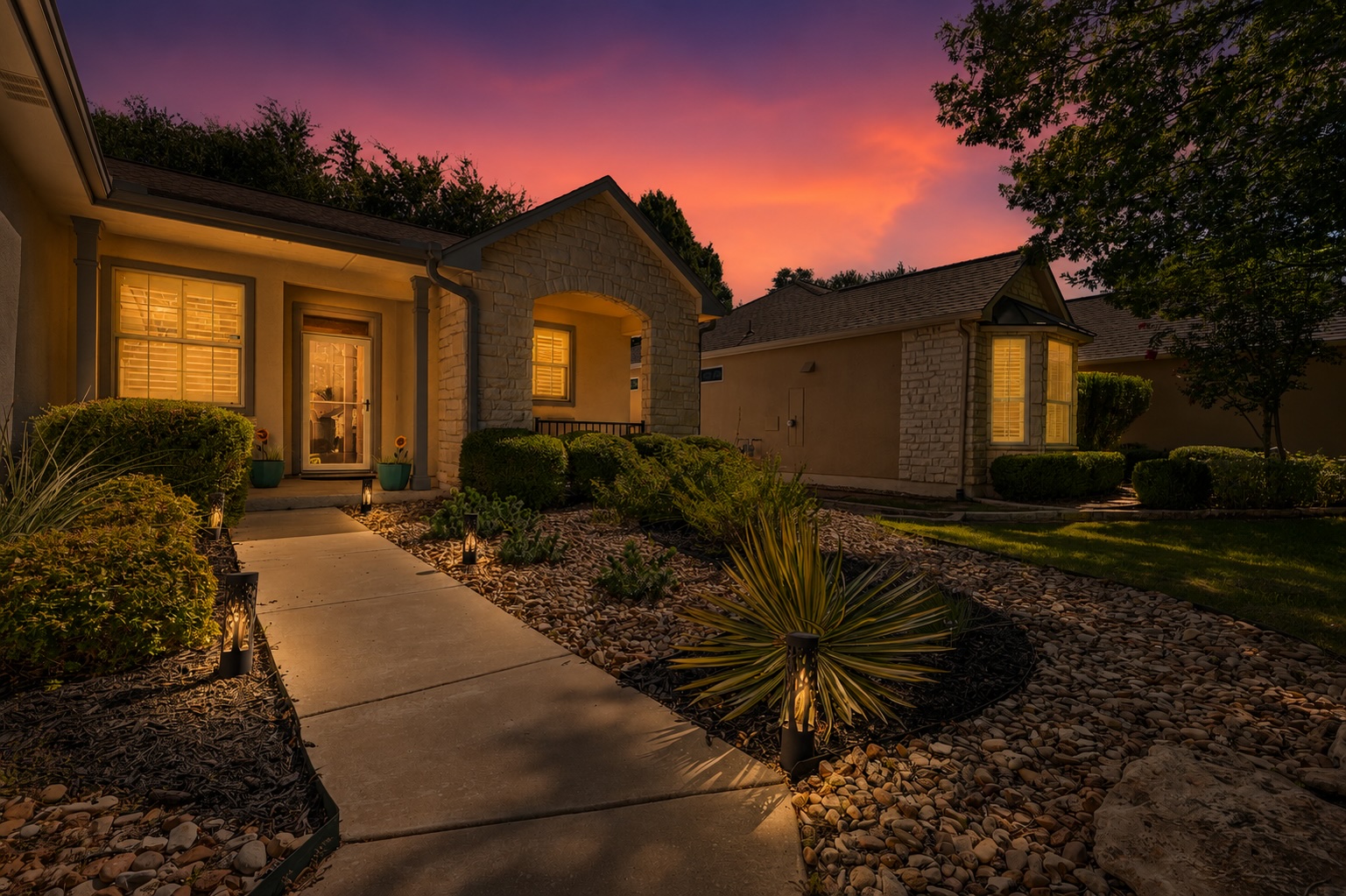 main property photo 30