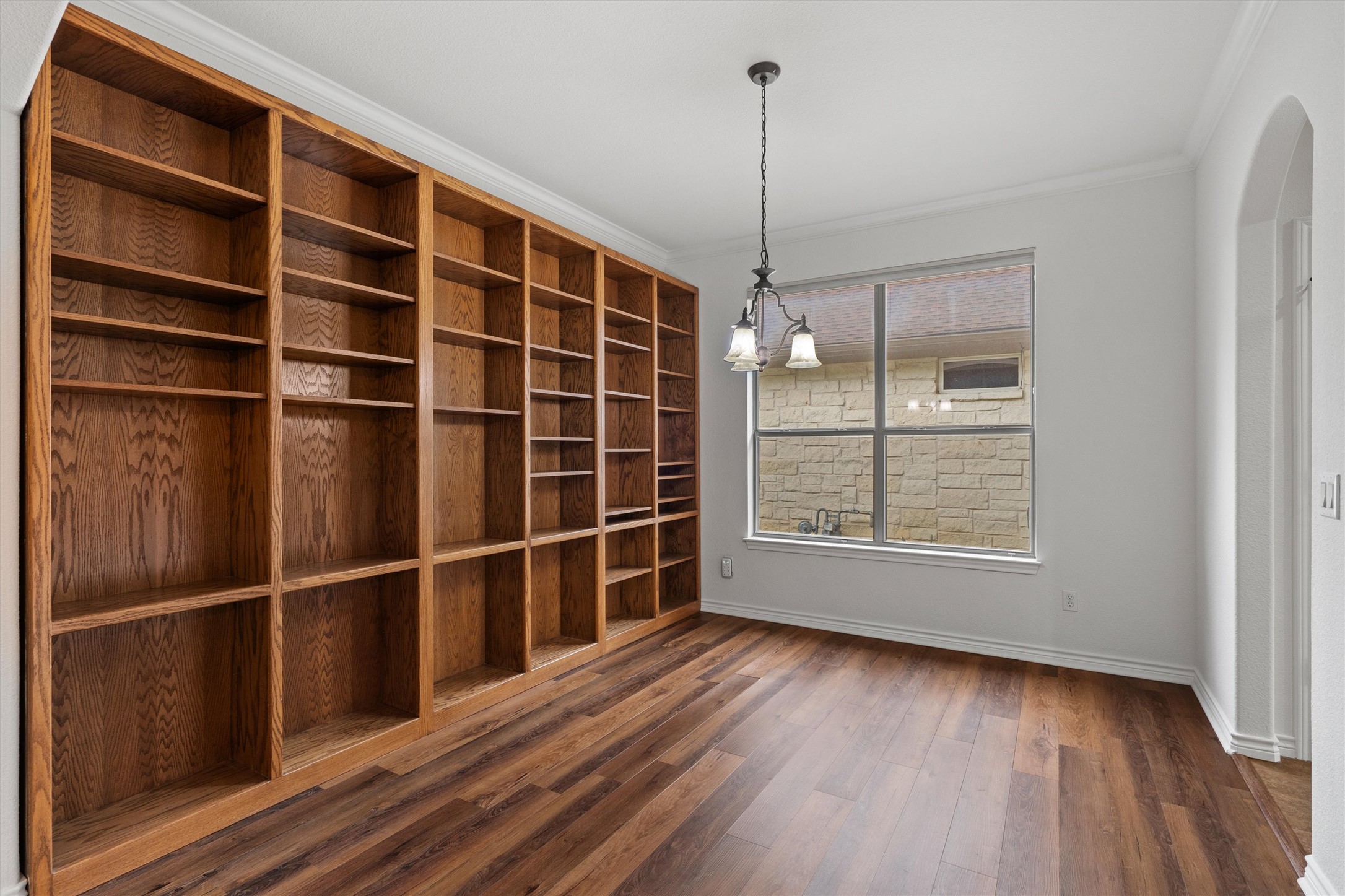 main property photo 12