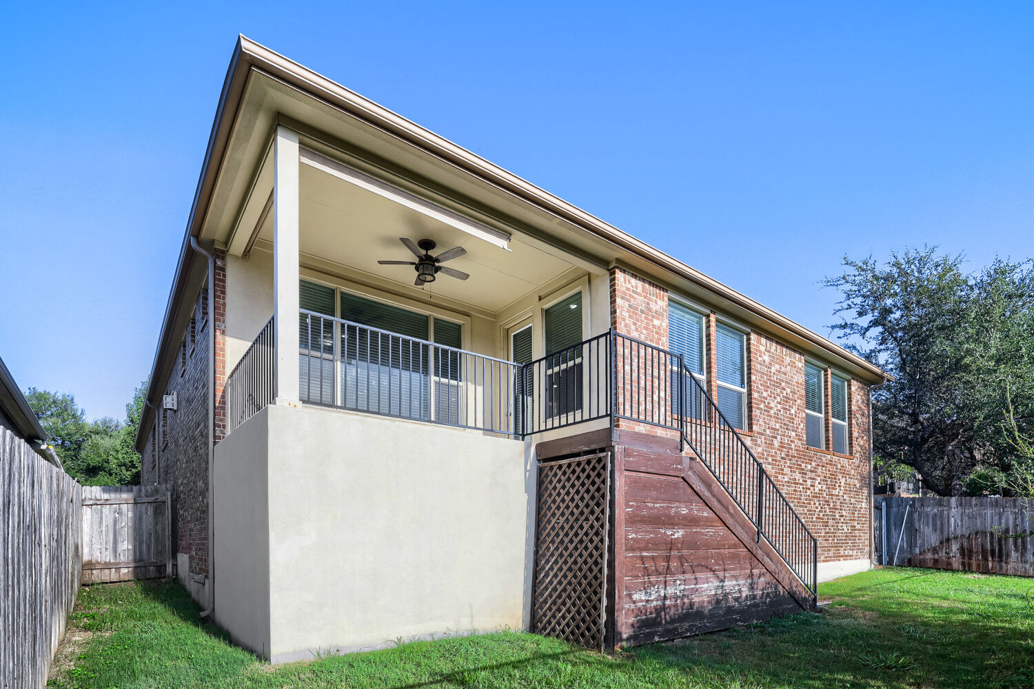 main property photo 26
