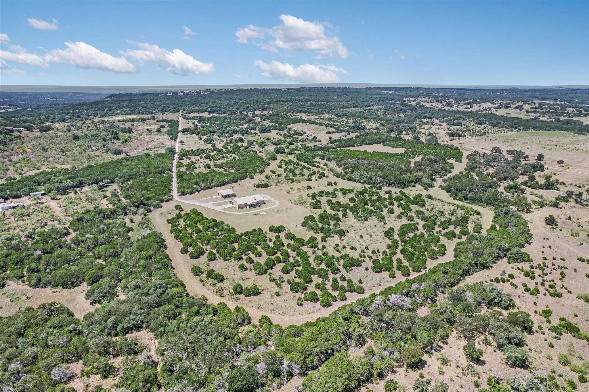main property photo 34