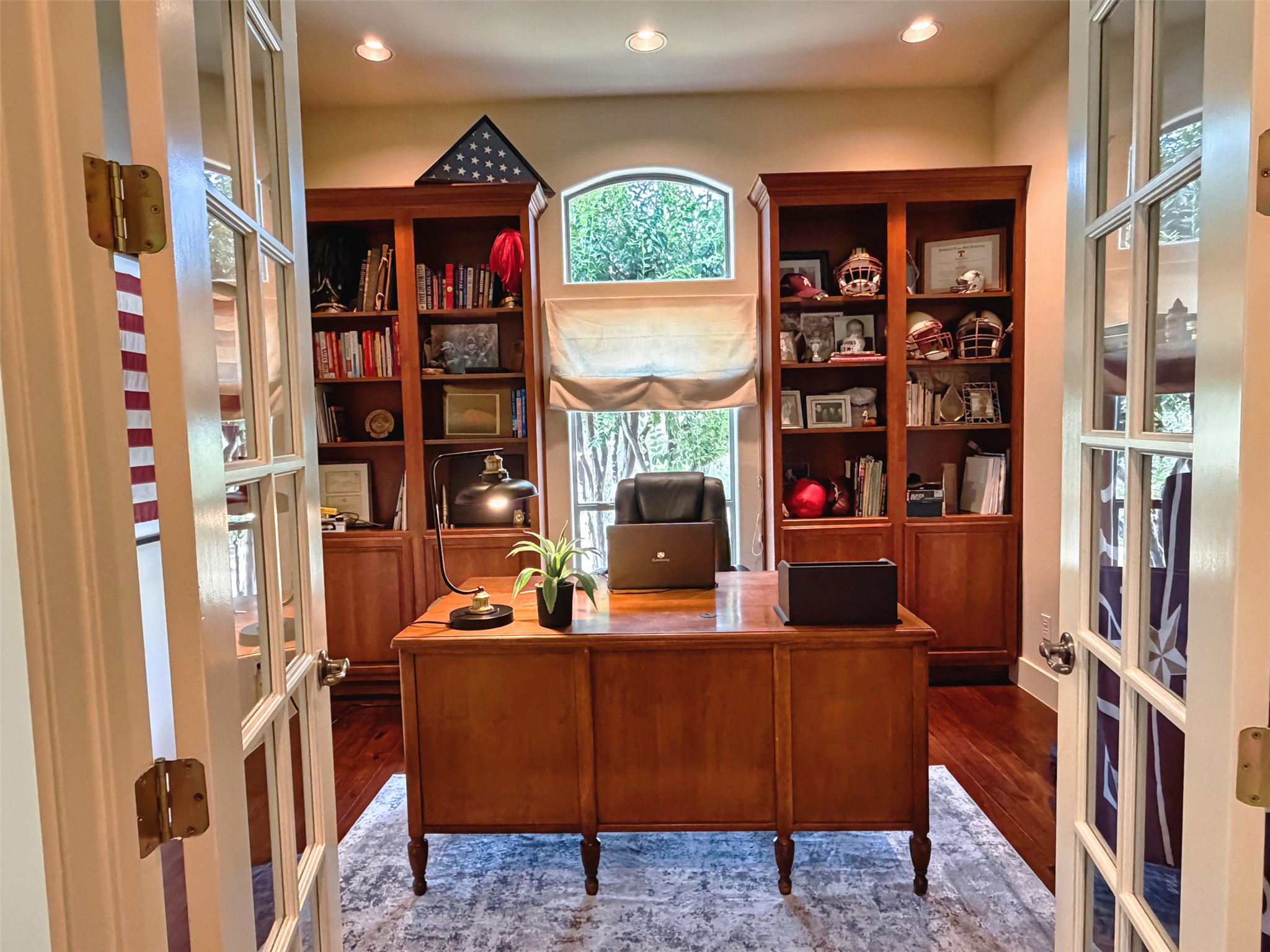 main property photo 18