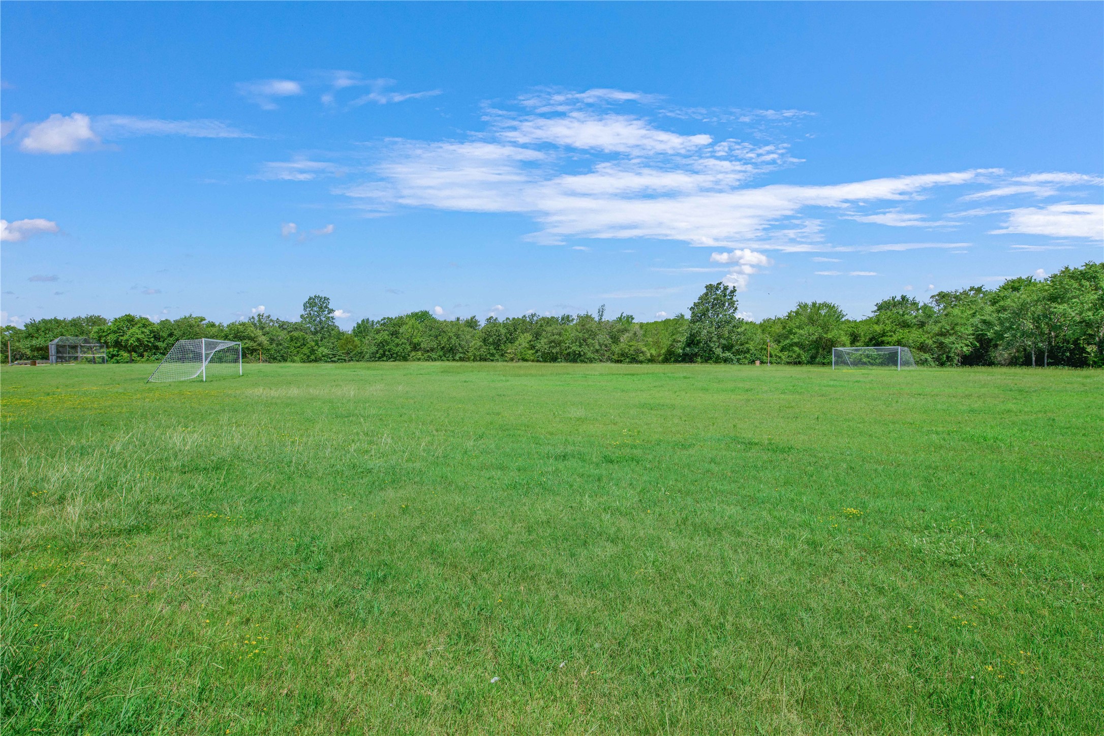 main property photo 37