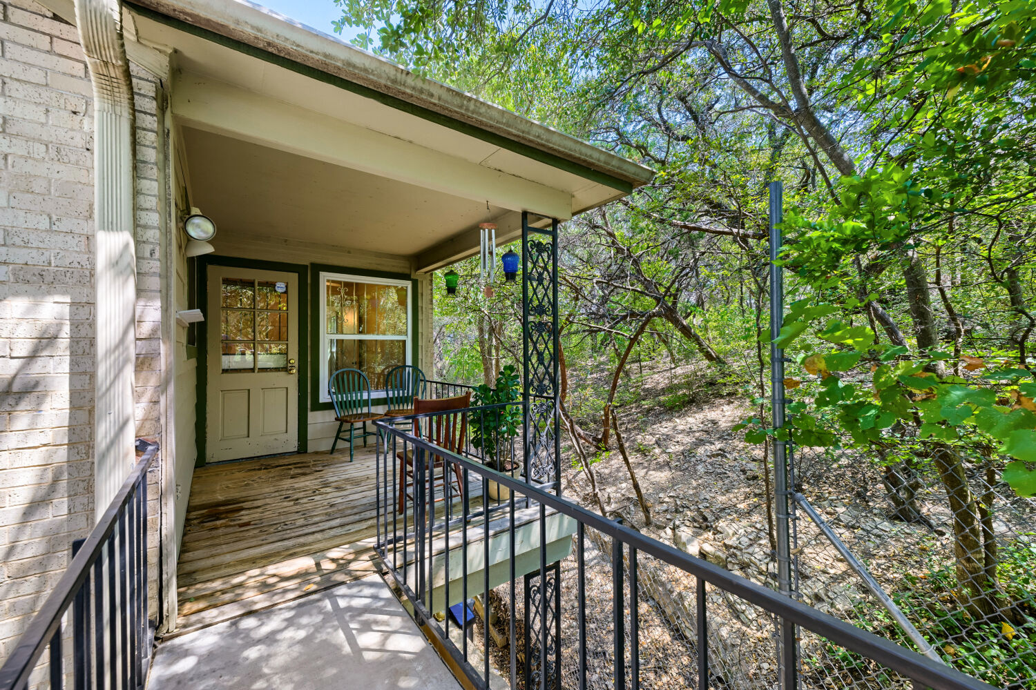 main property photo 14
