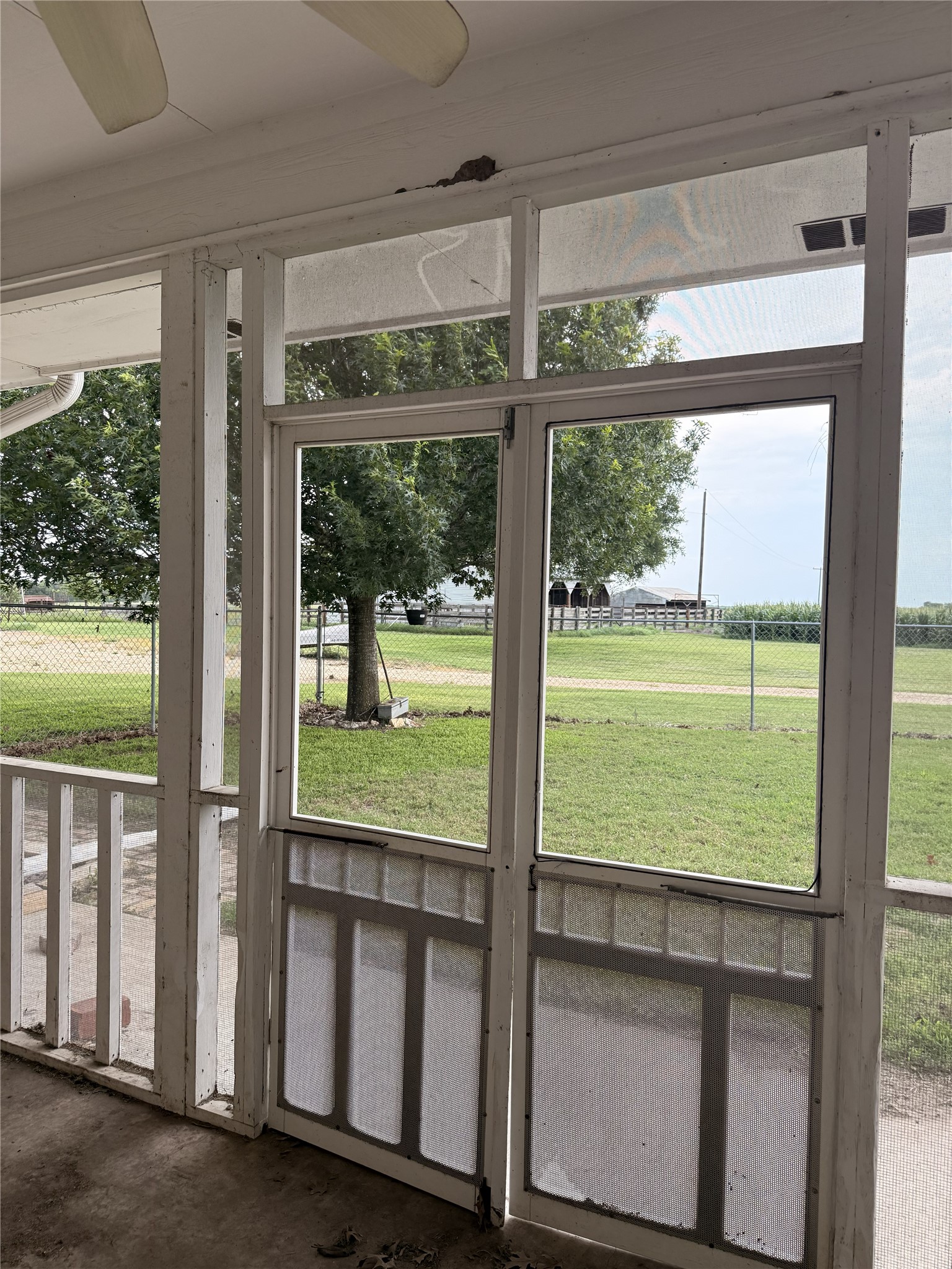 main property photo 43