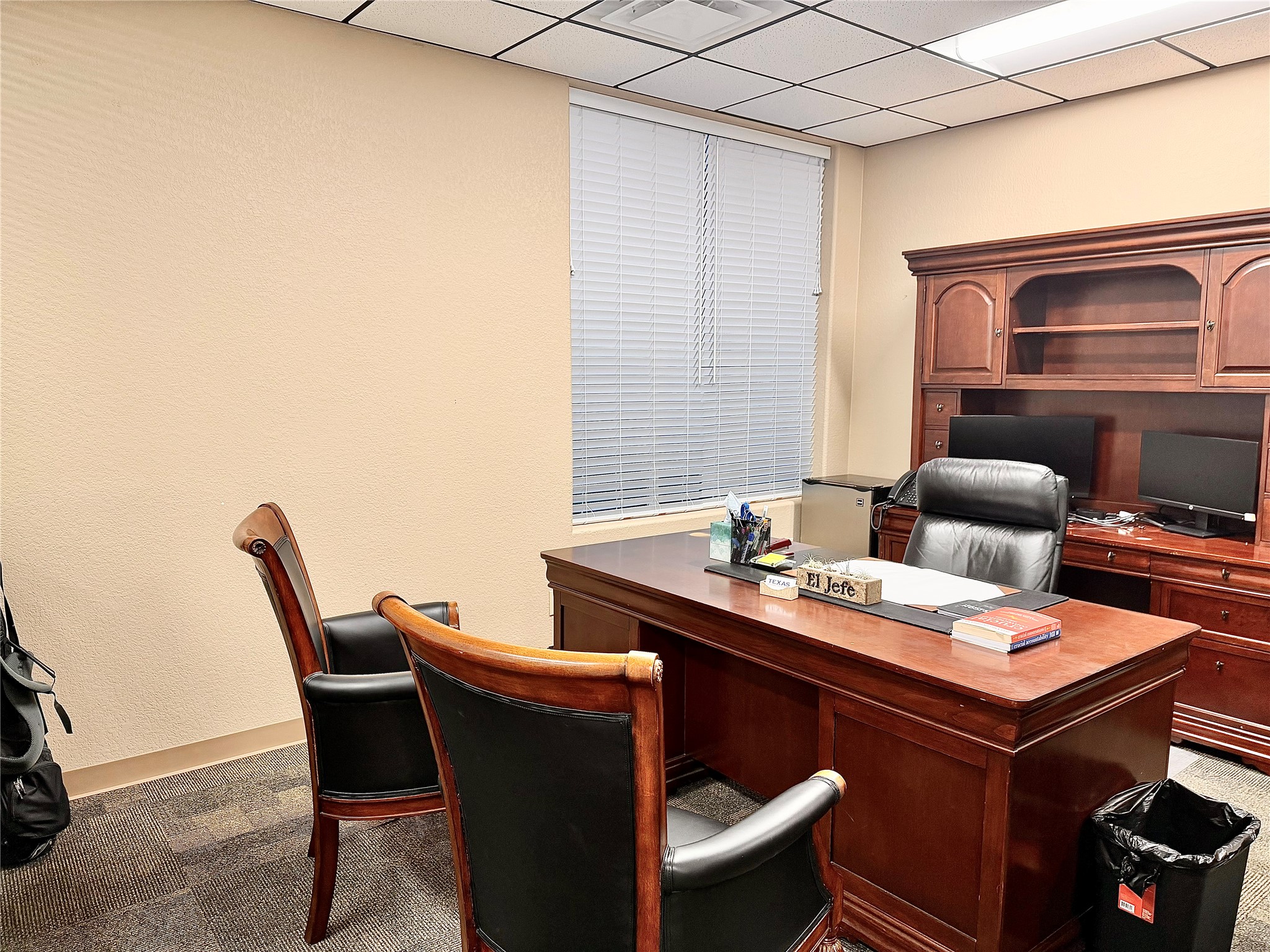 main property photo 13