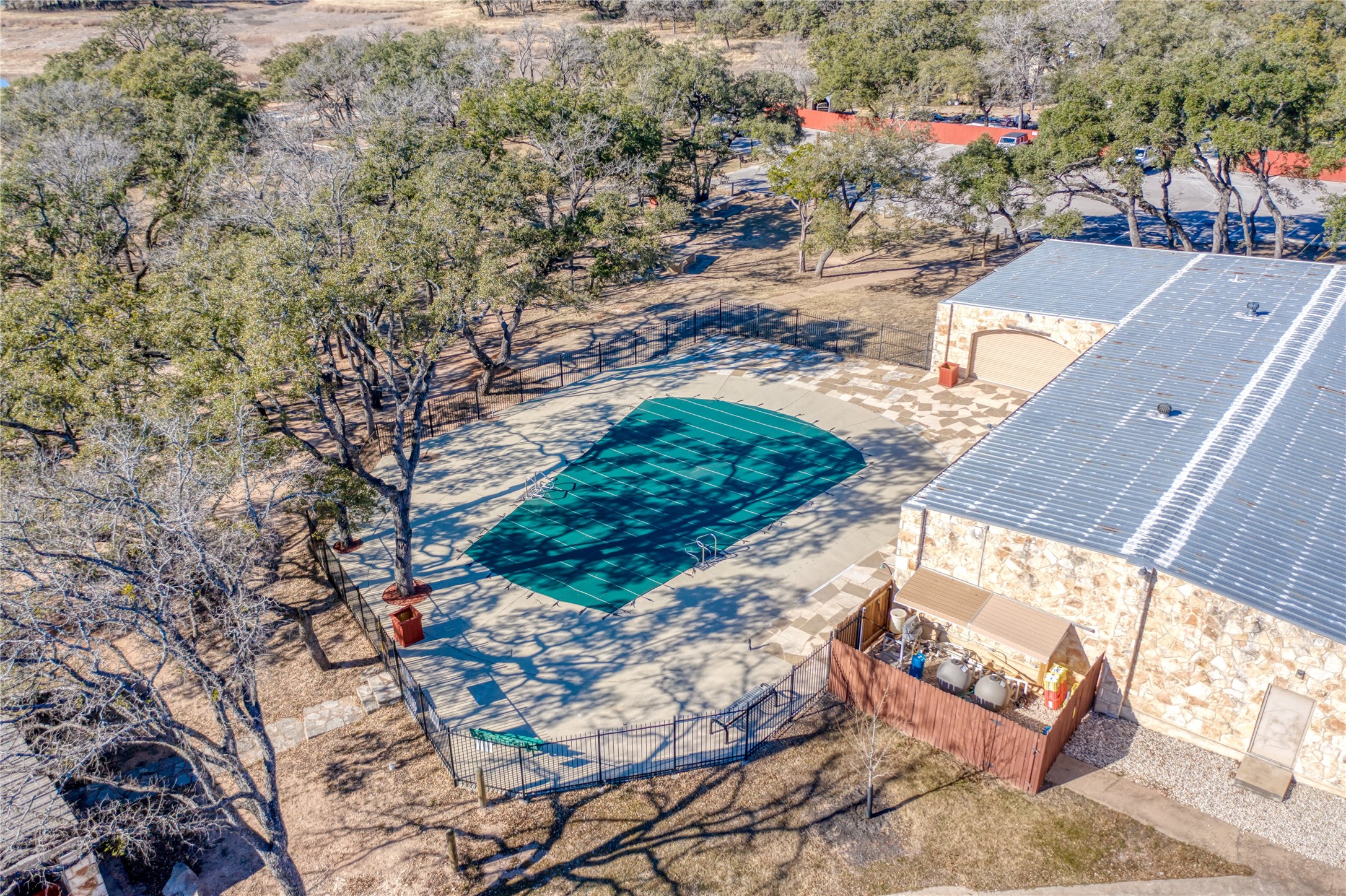 main property photo 12