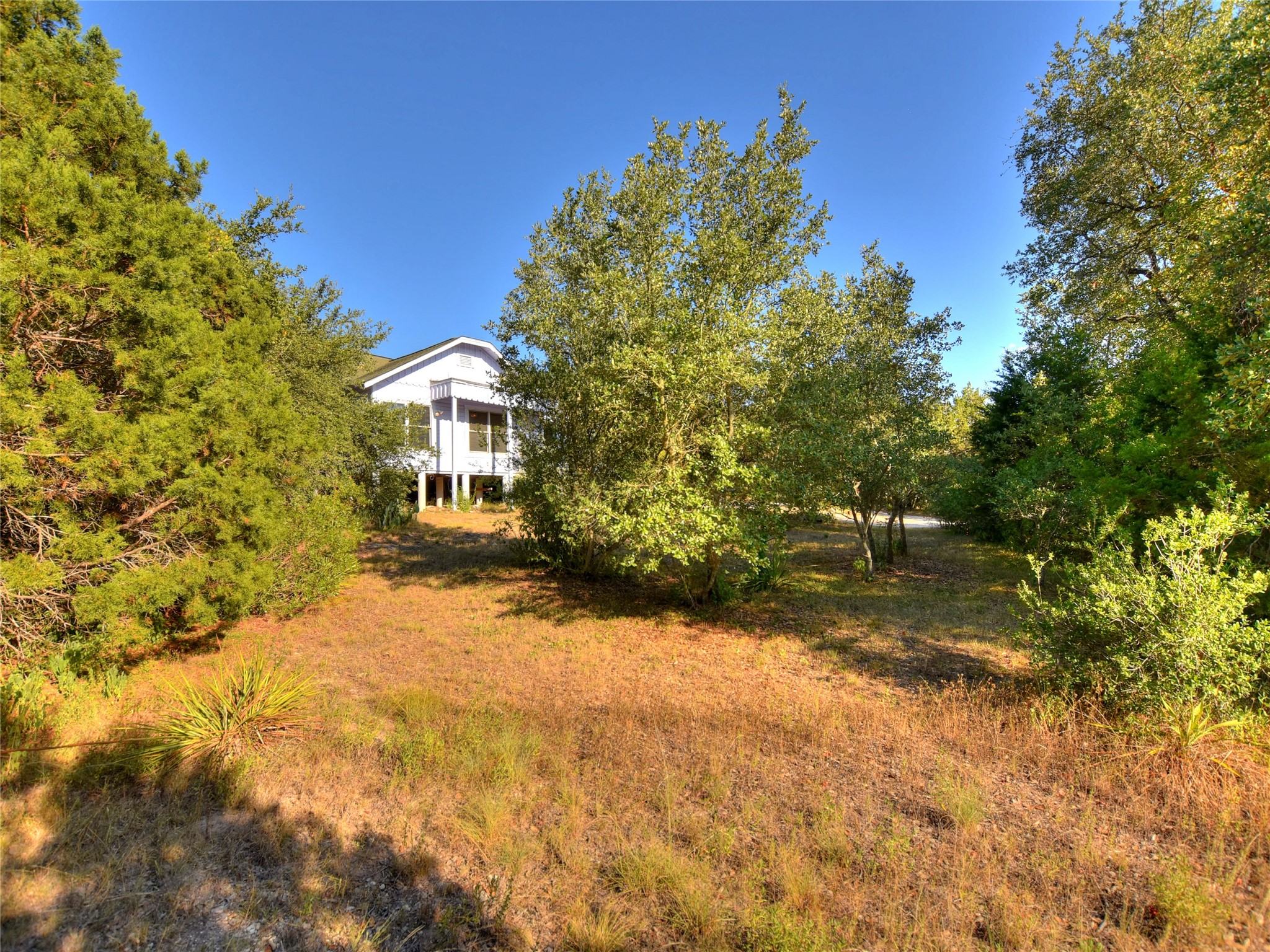 main property photo 7