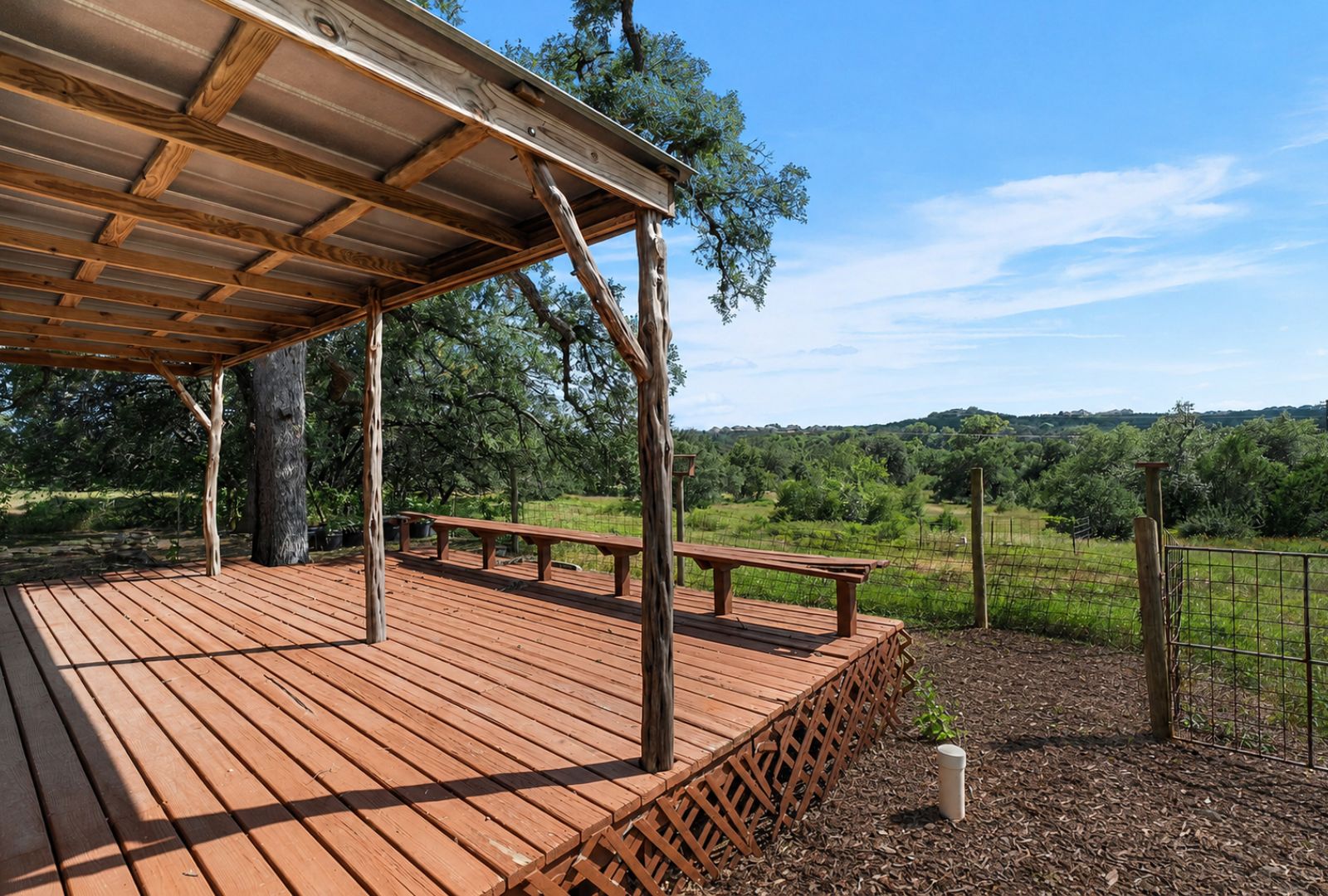 main property photo 36