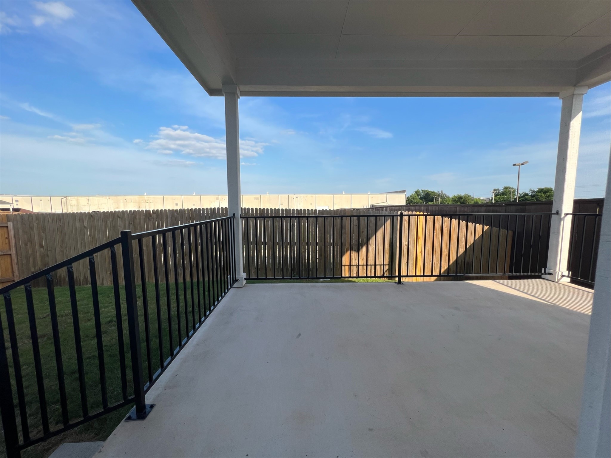 main property photo 19
