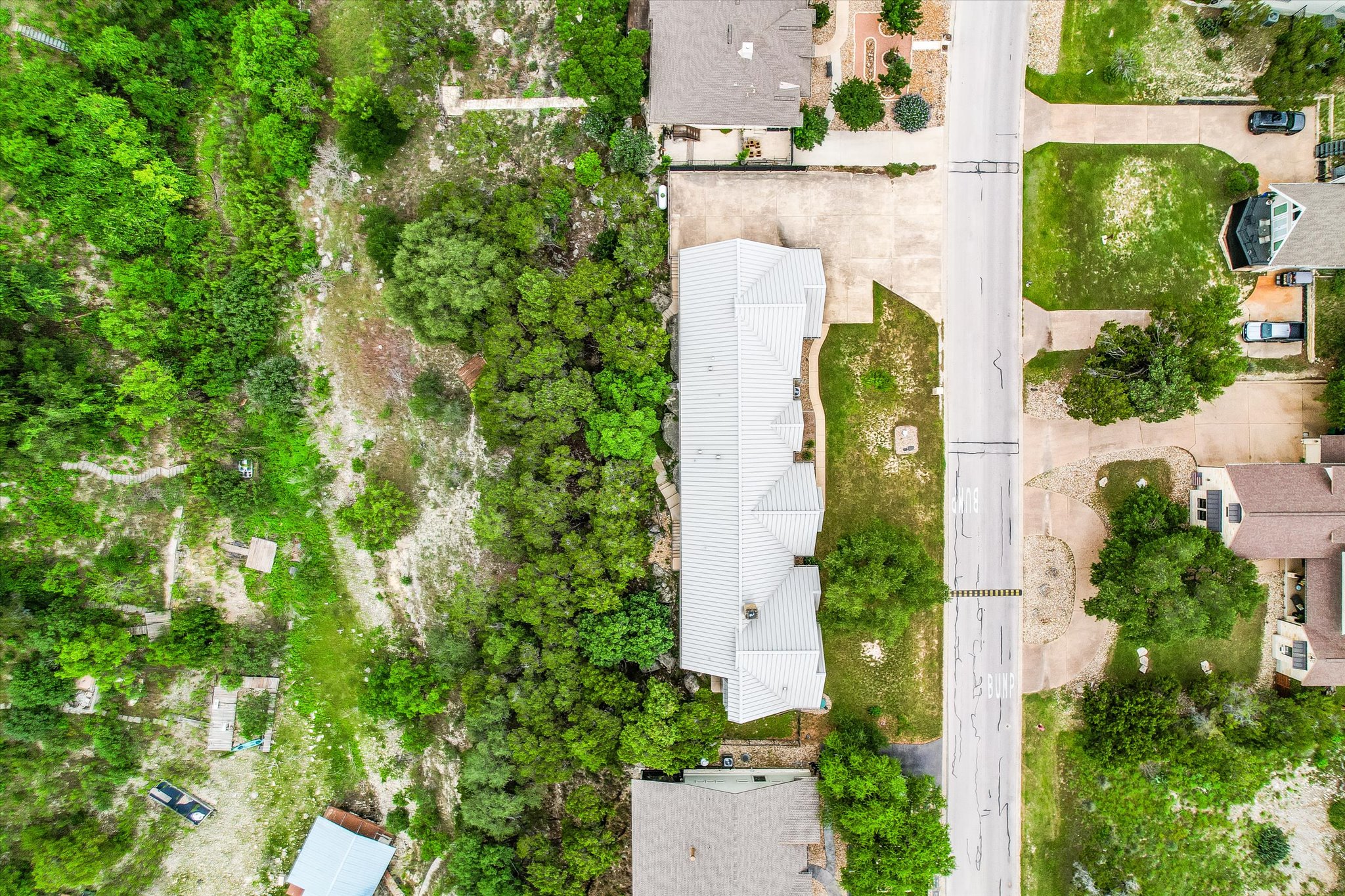 main property photo 32