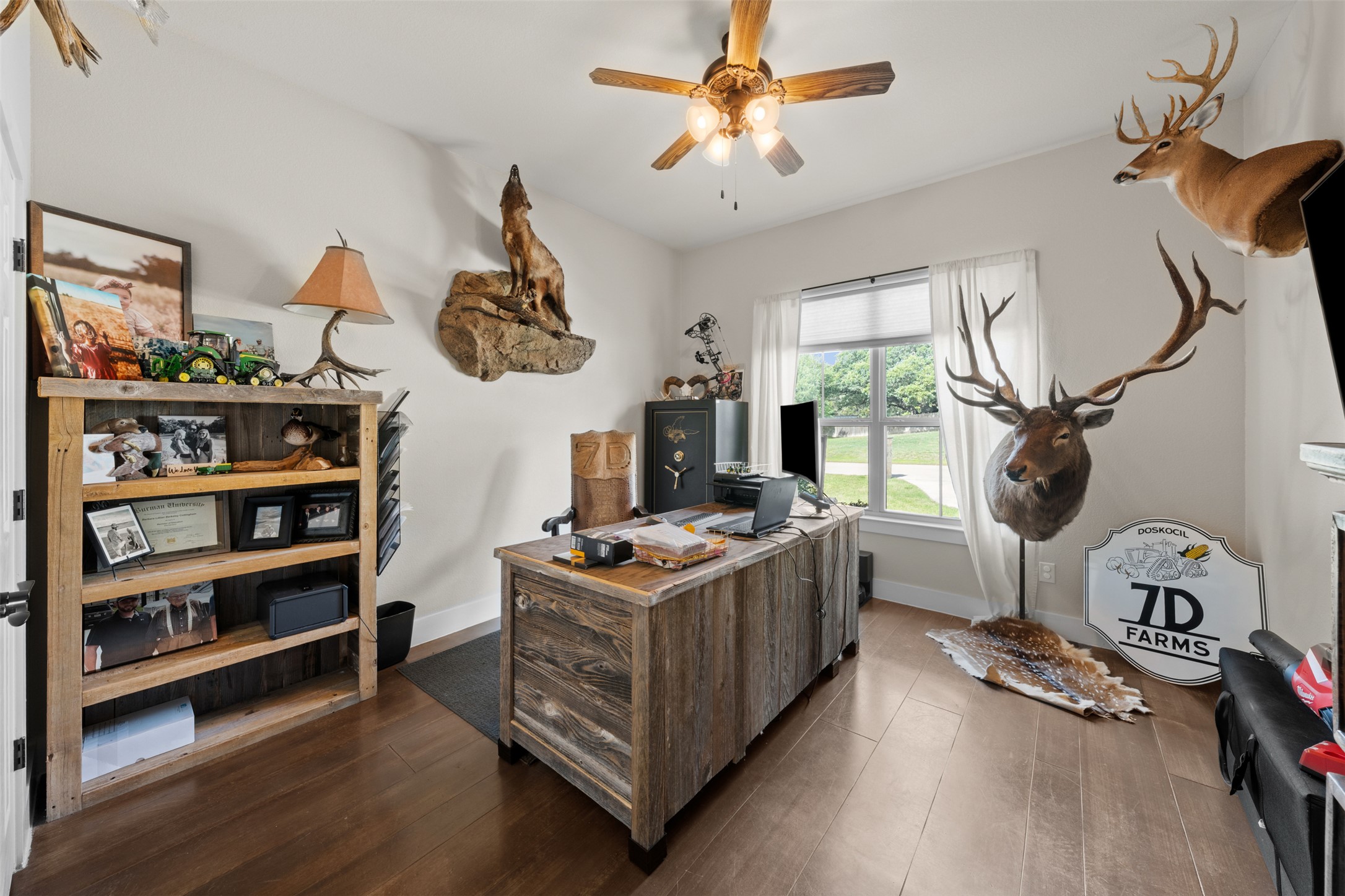 main property photo 27