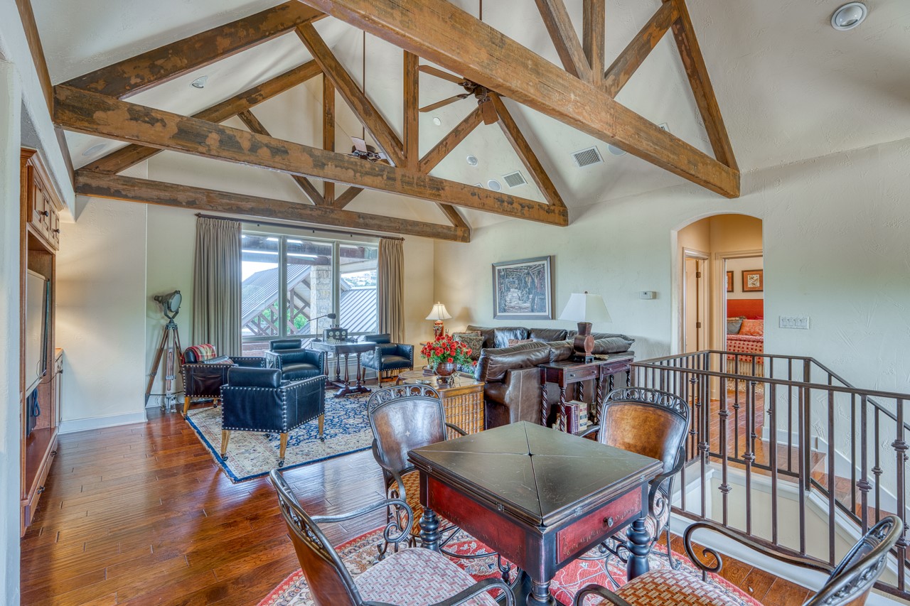 main property photo 22