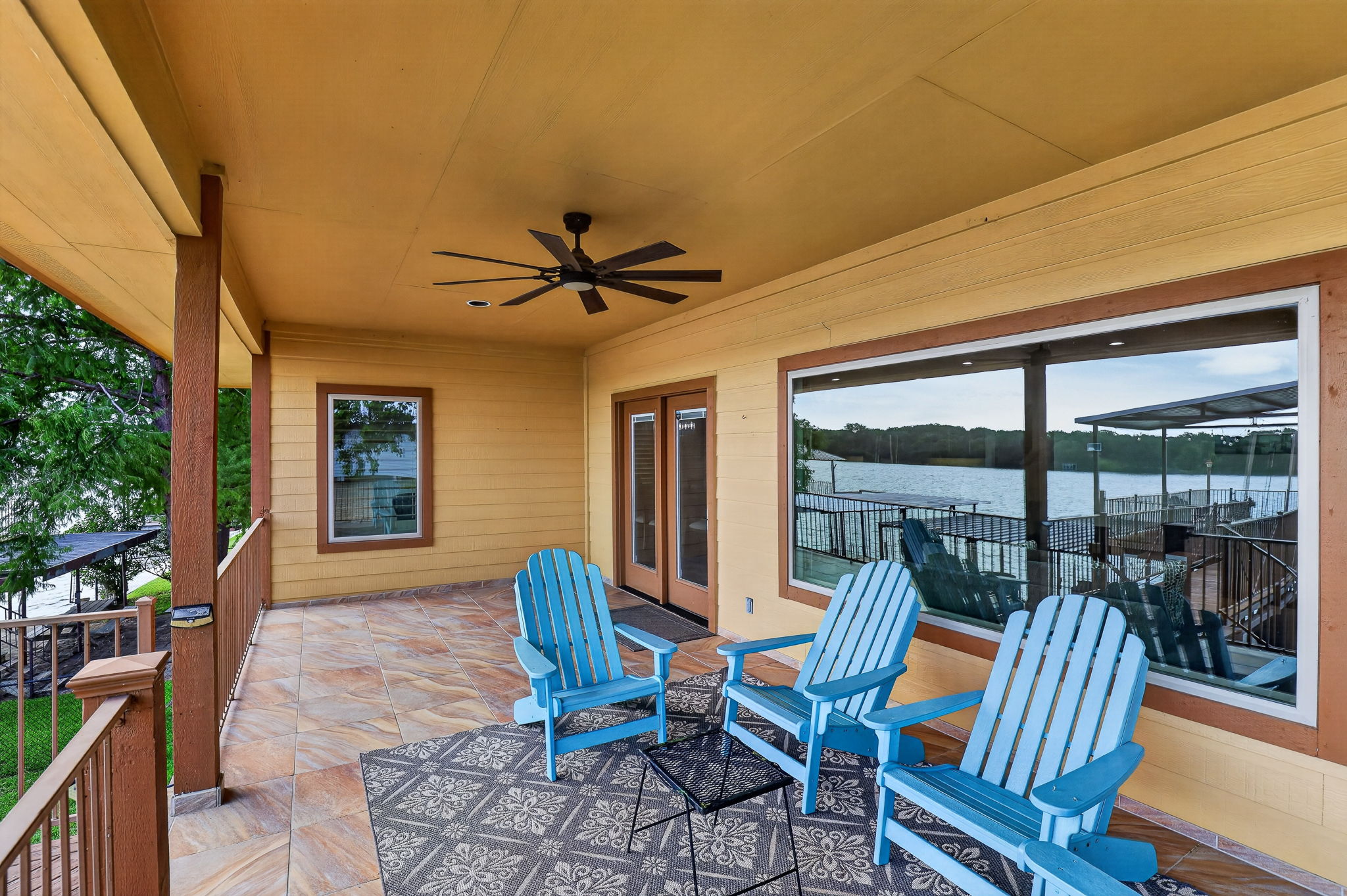 main property photo 19