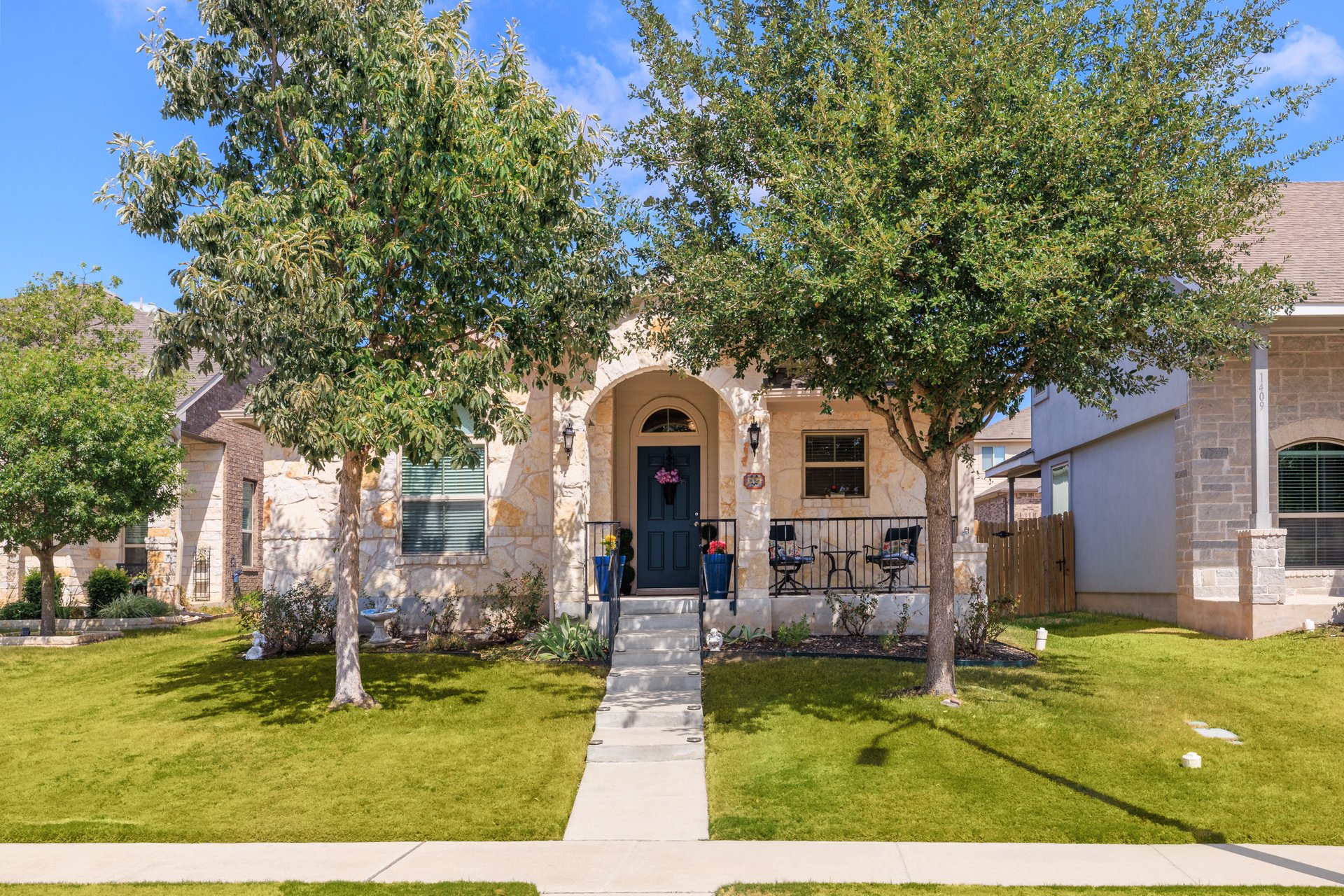 main property photo 29