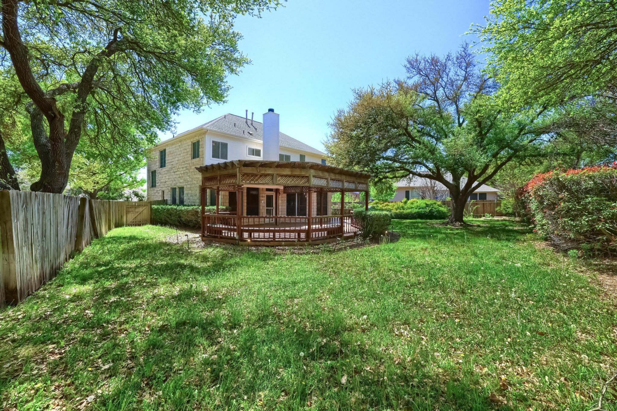 main property photo 33