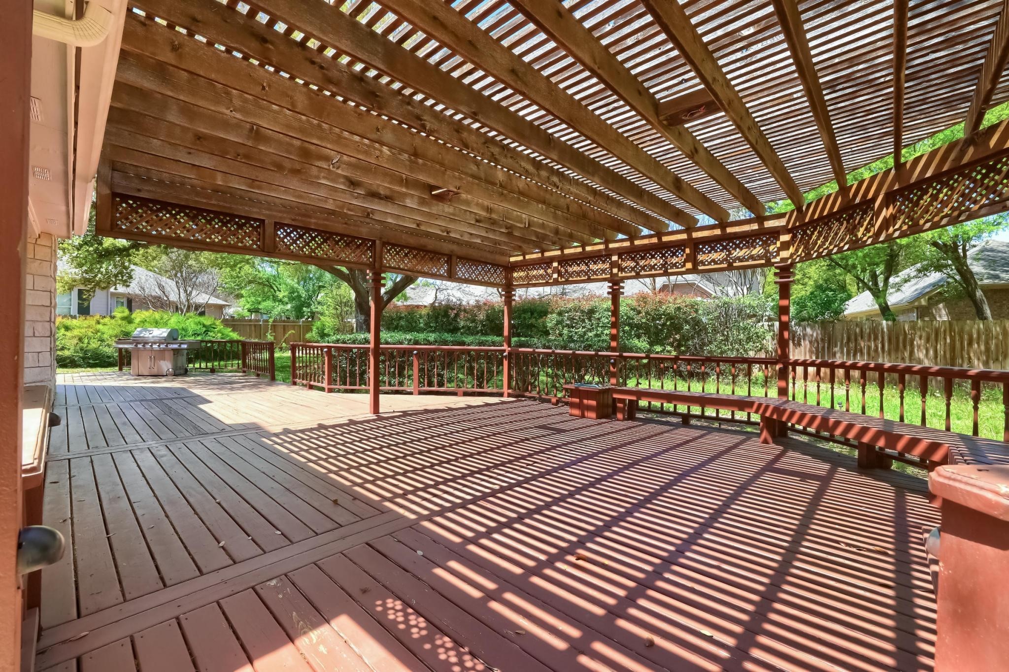 main property photo 36