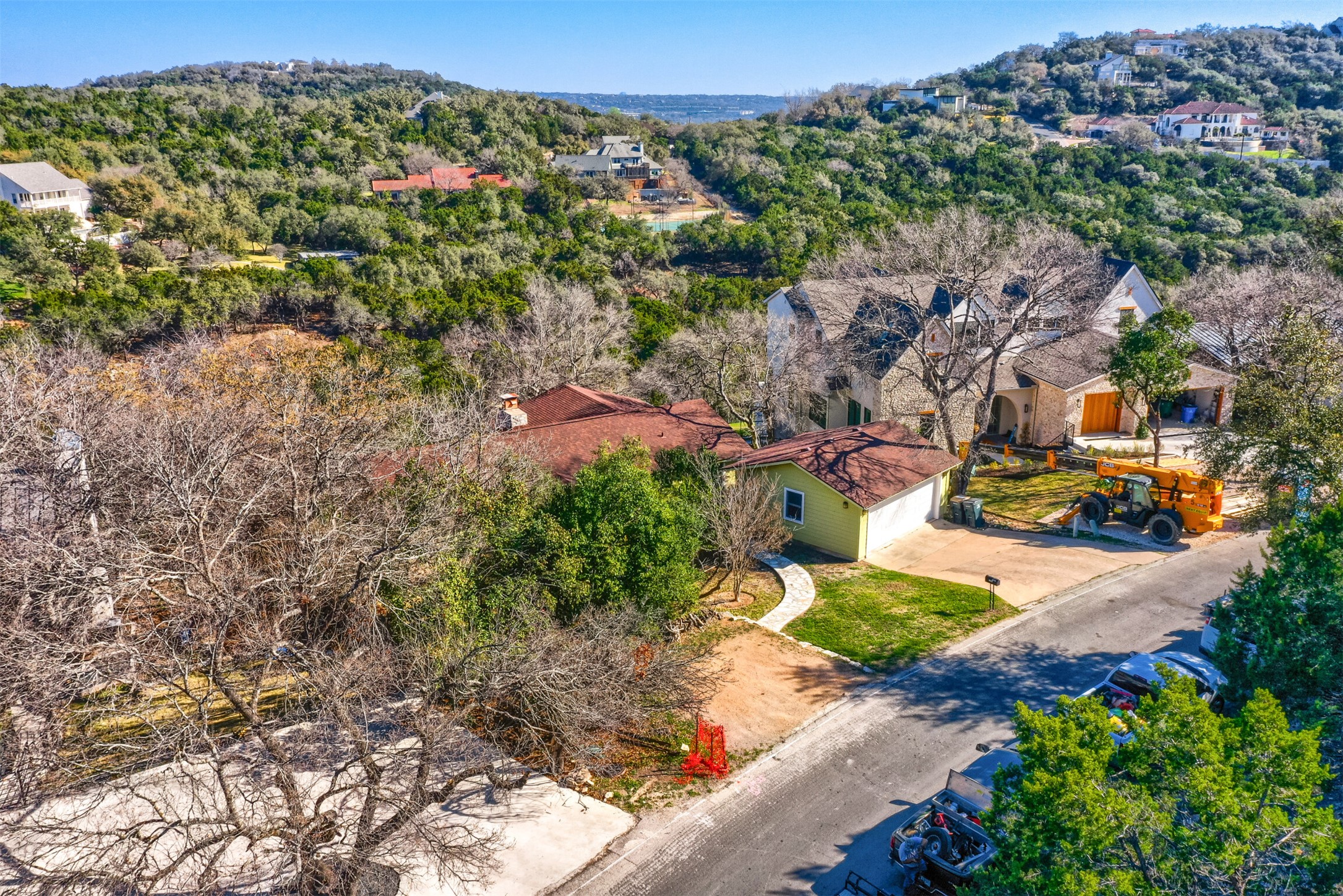 main property photo 3