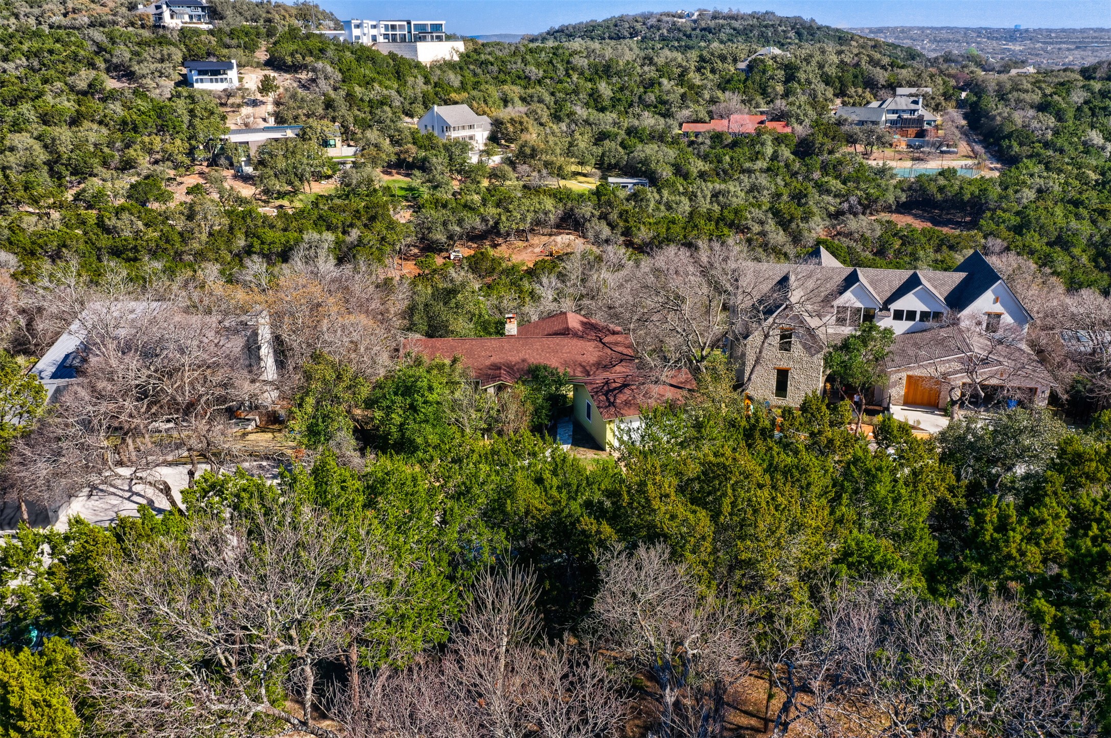 main property photo 6