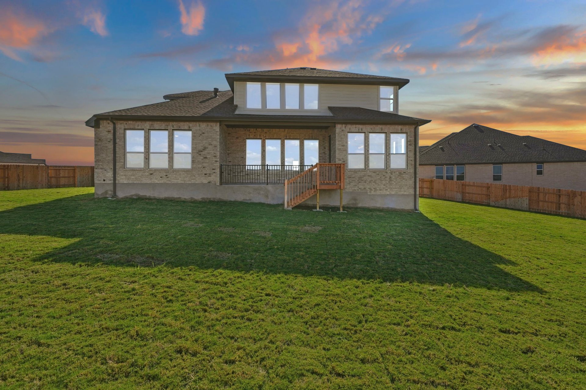 main property photo 34