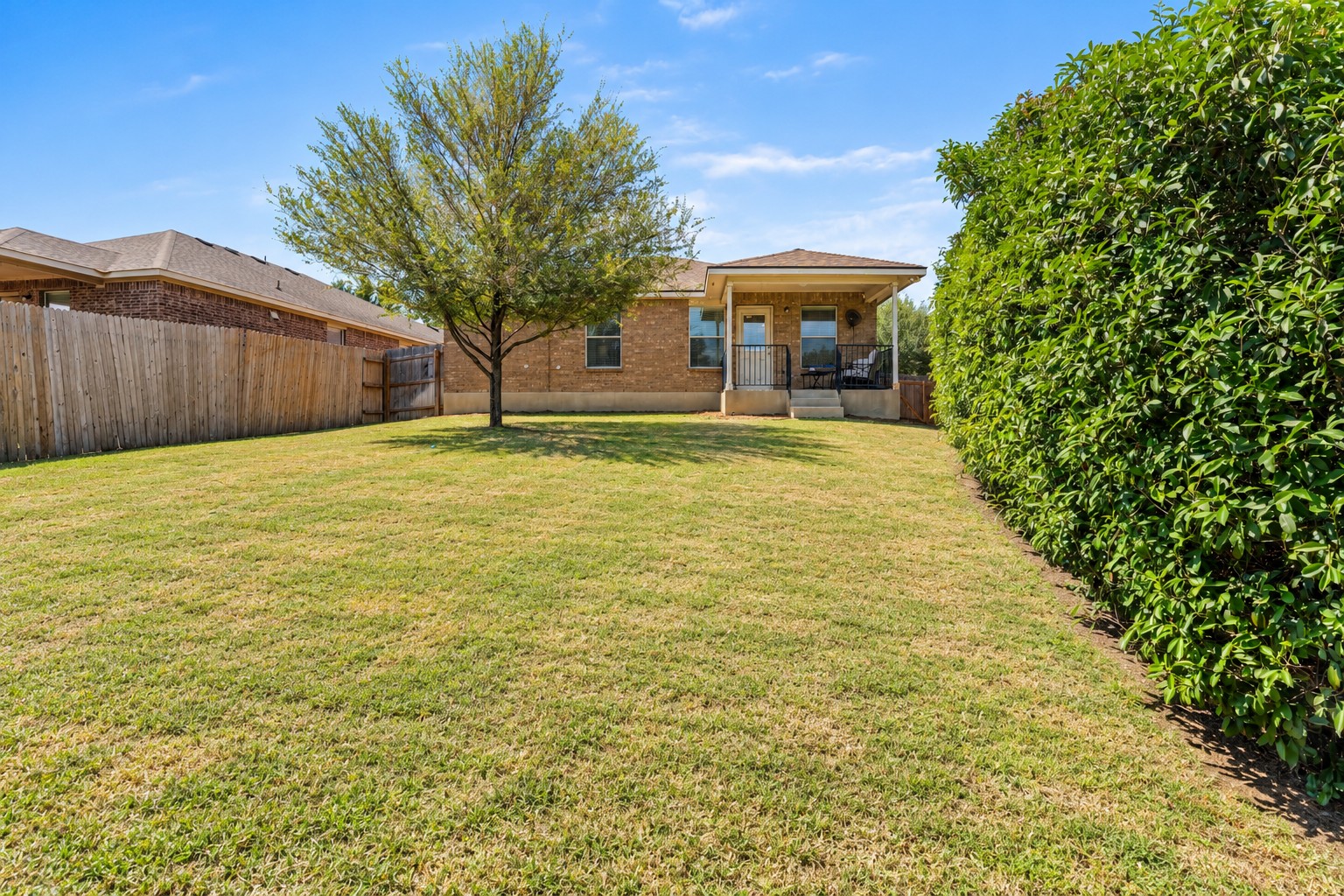 main property photo 21