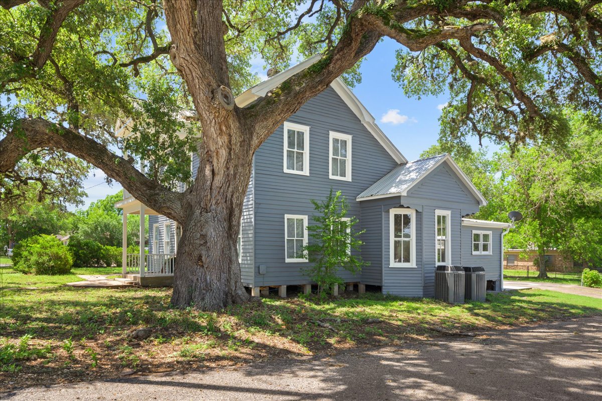 main property photo 21