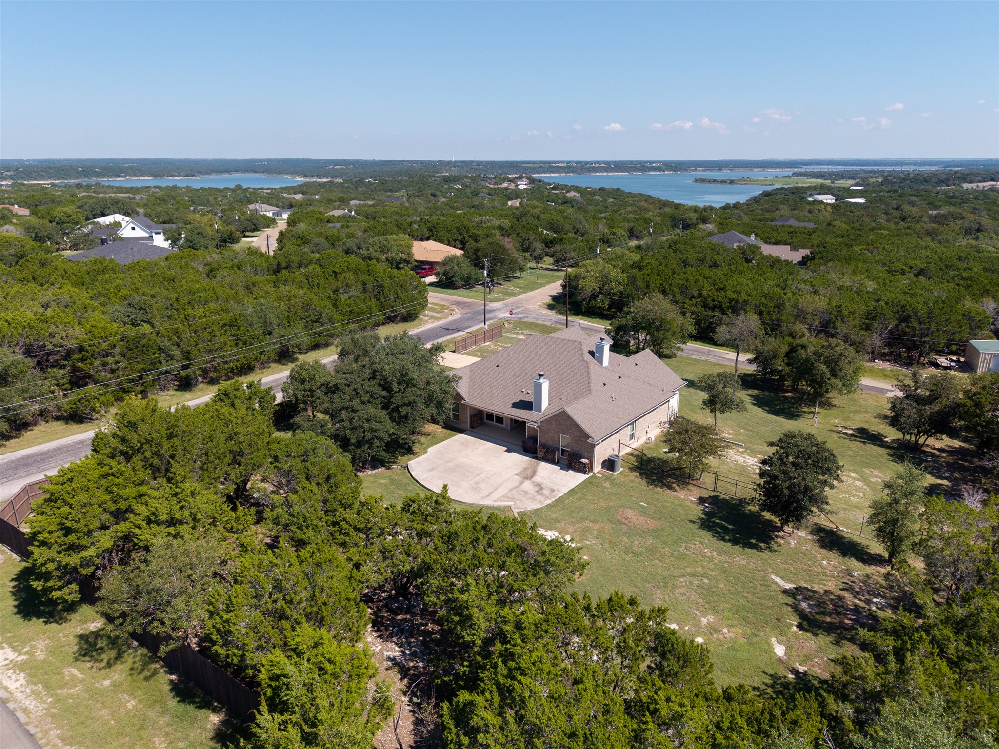 main property photo 38