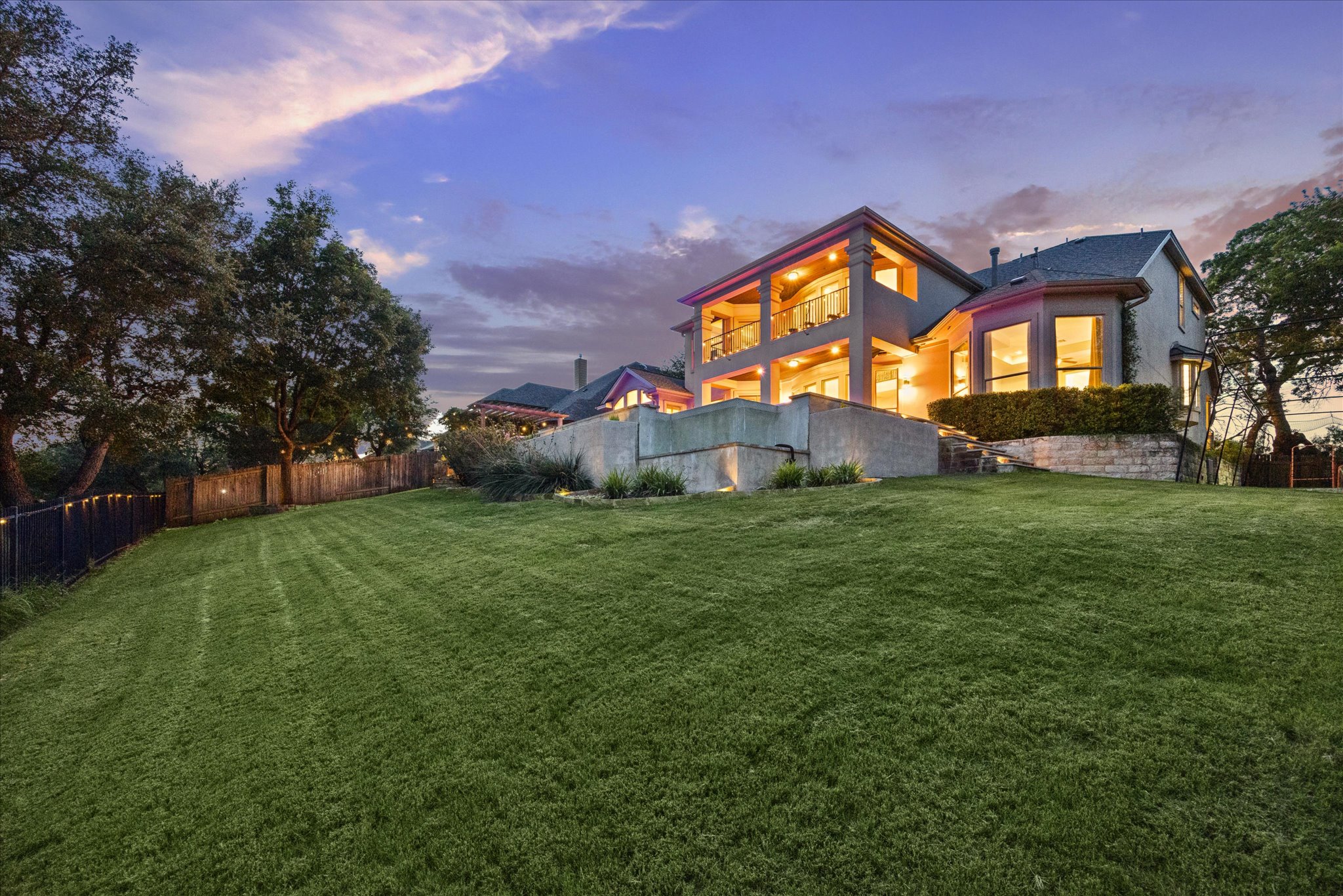 main property photo 33