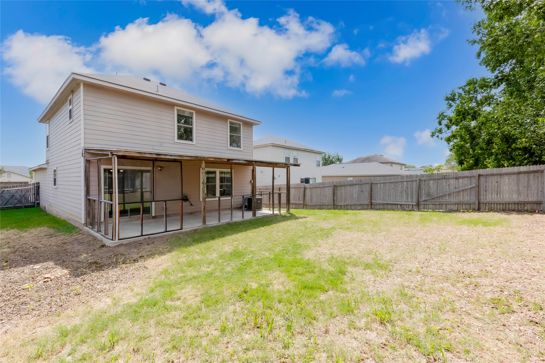 main property photo 32