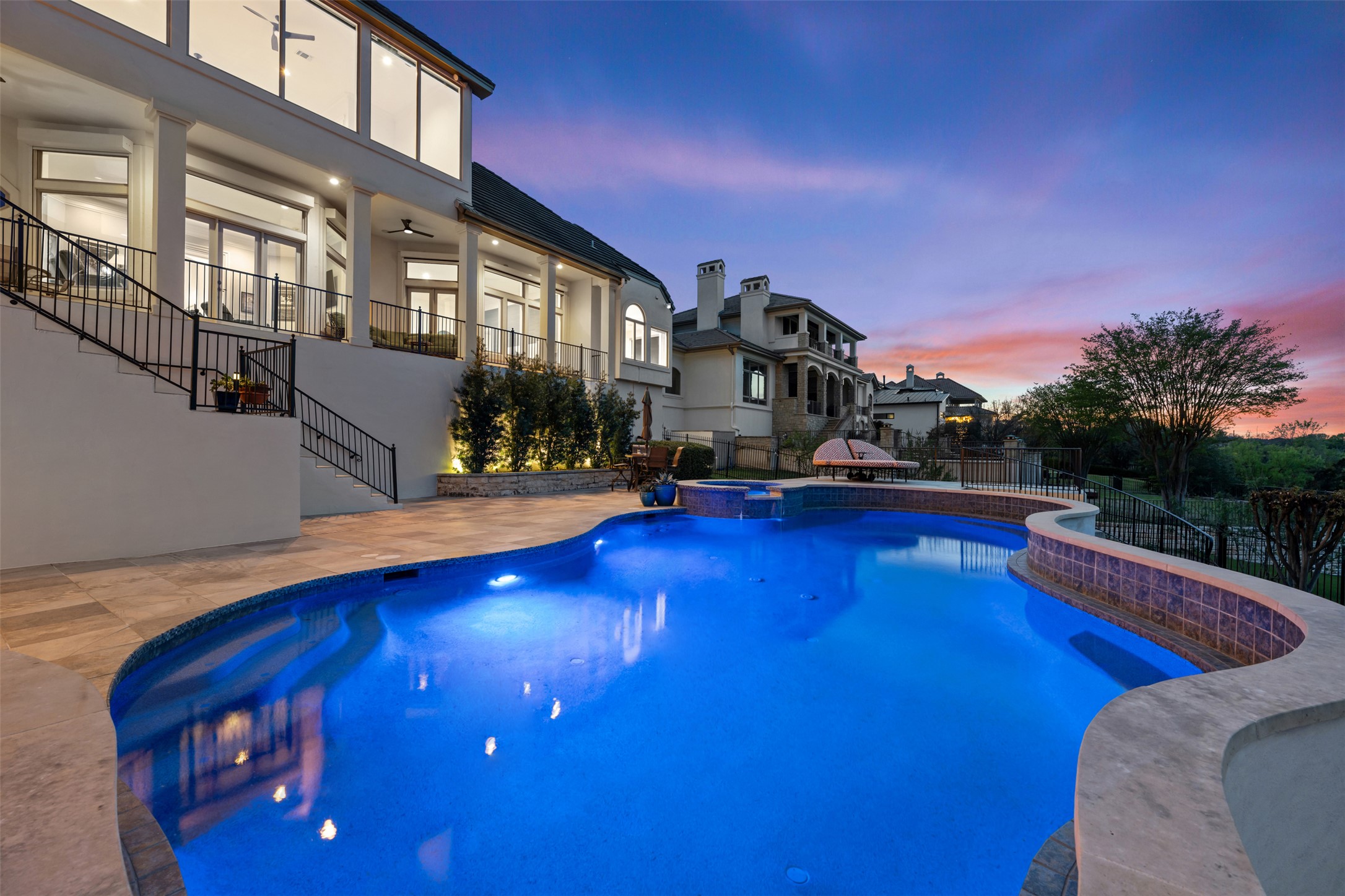 main property photo 39