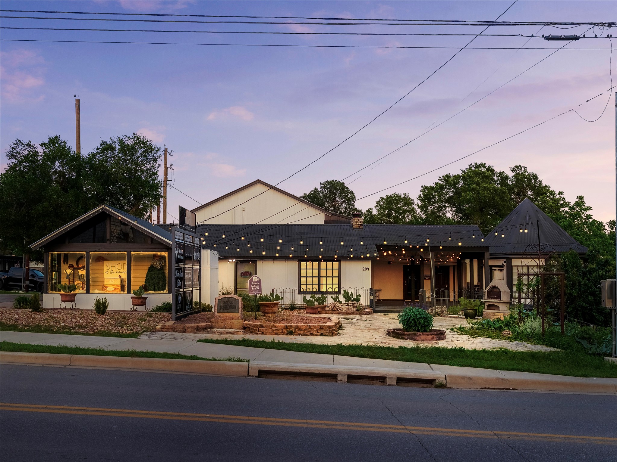 main property photo 29
