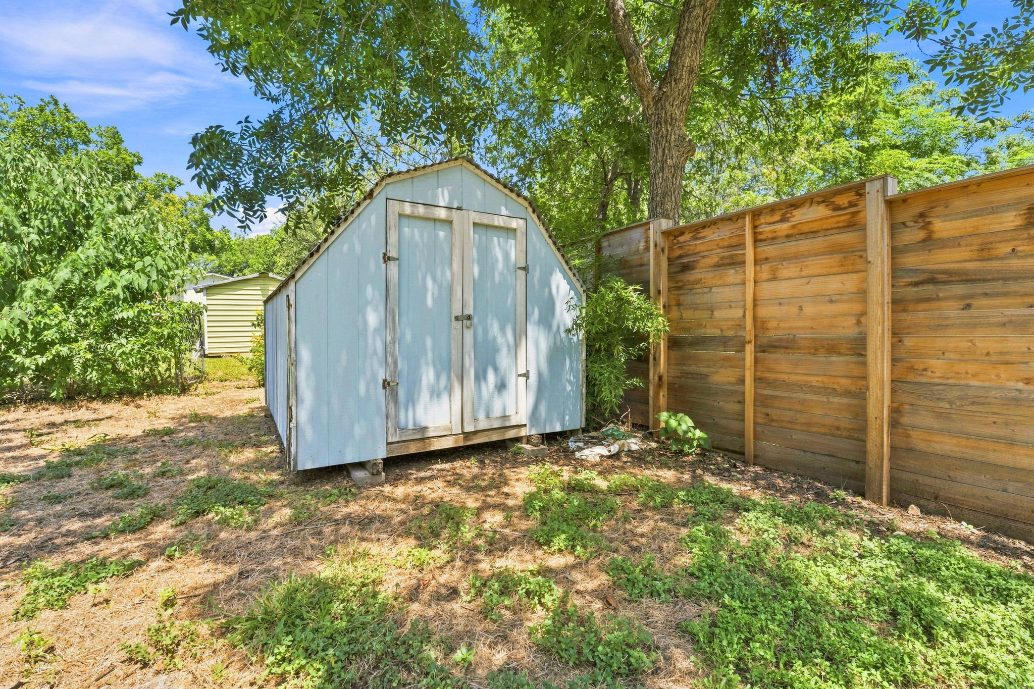 main property photo 22