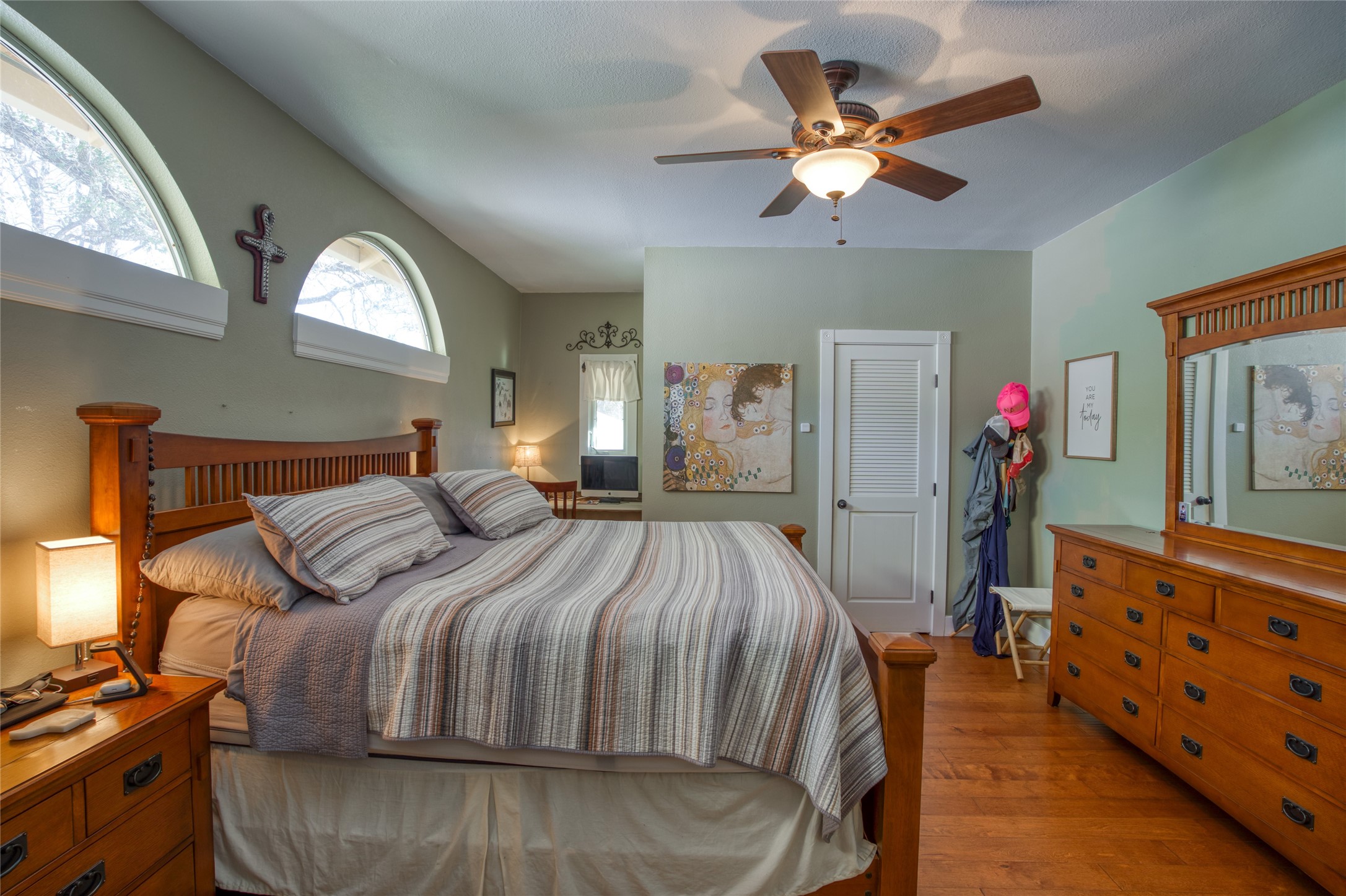 main property photo 21