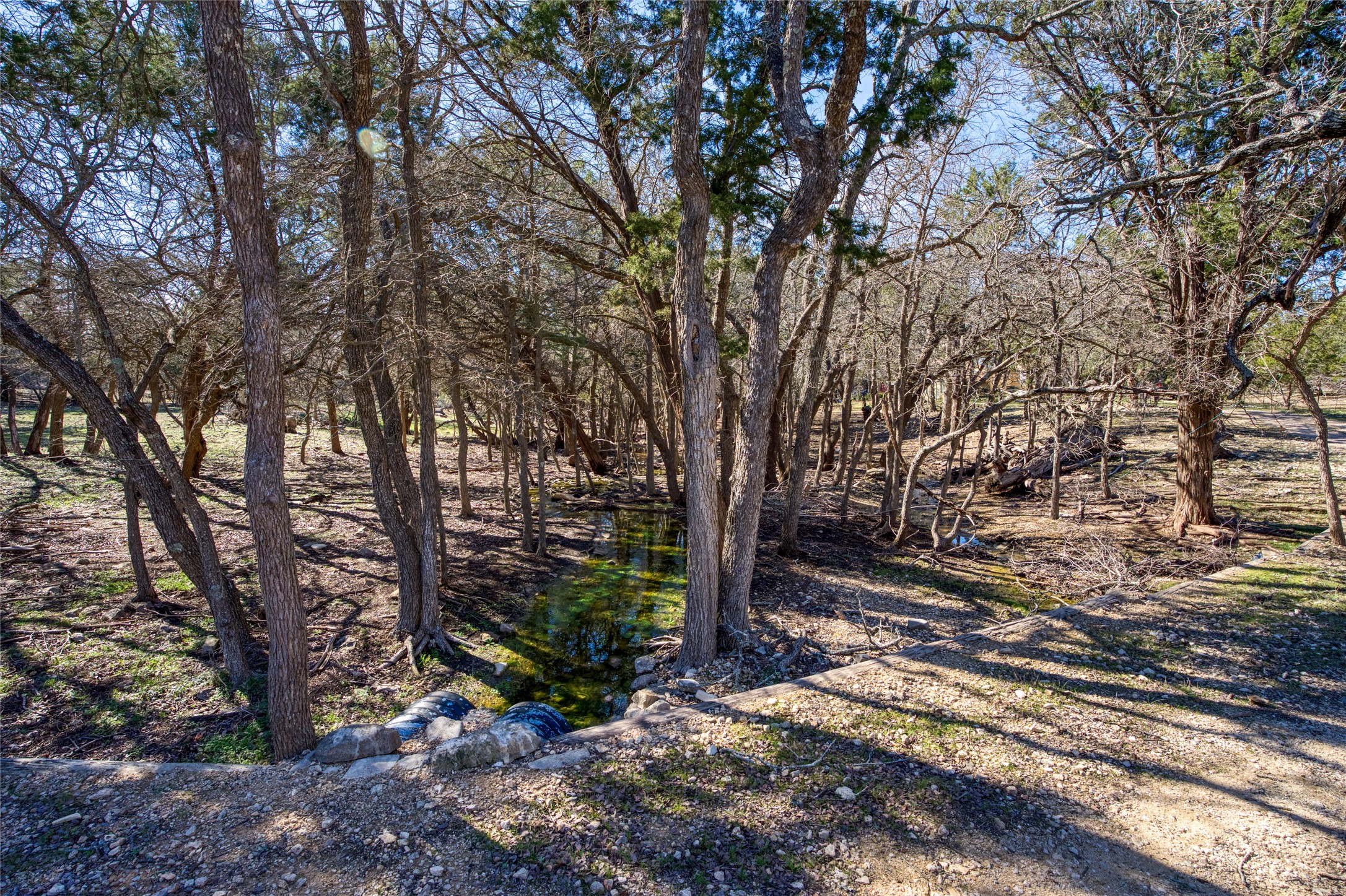 main property photo 34