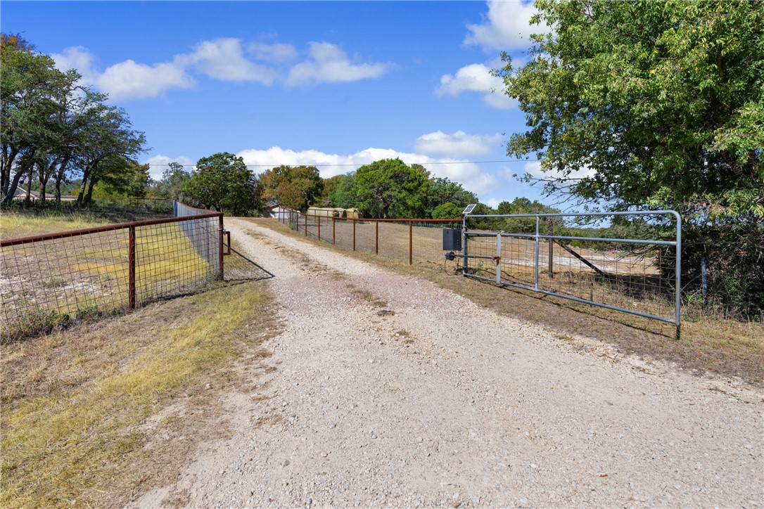 main property photo 39