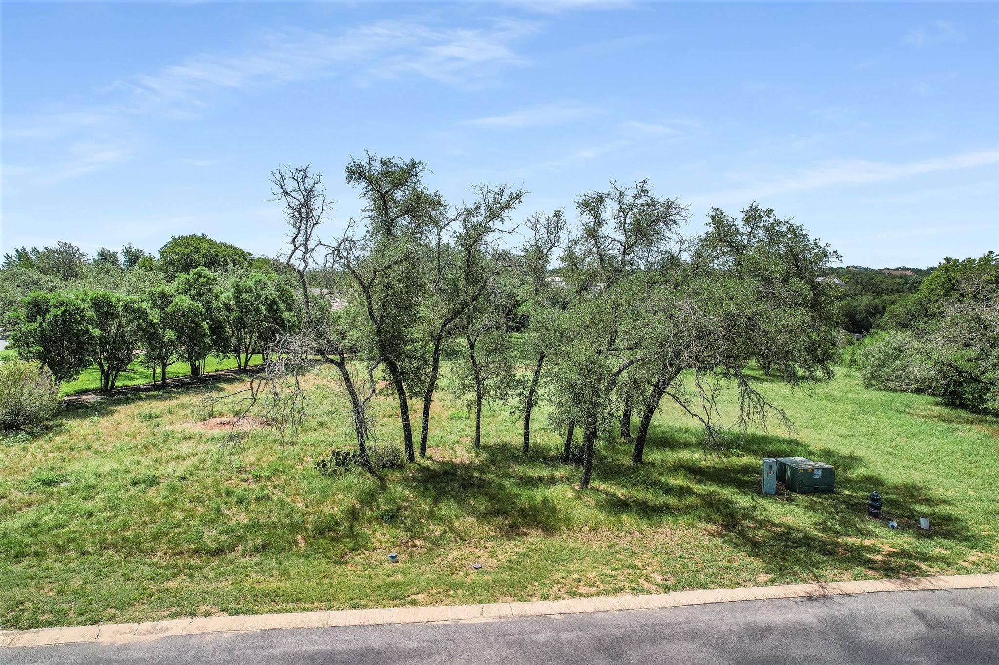 main property photo 11
