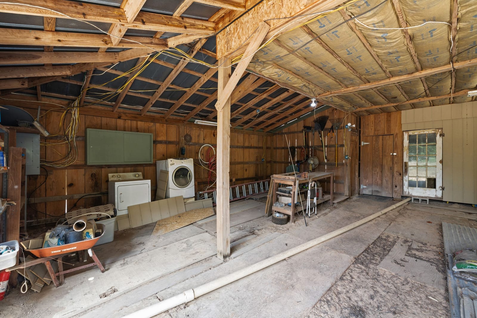 main property photo 20