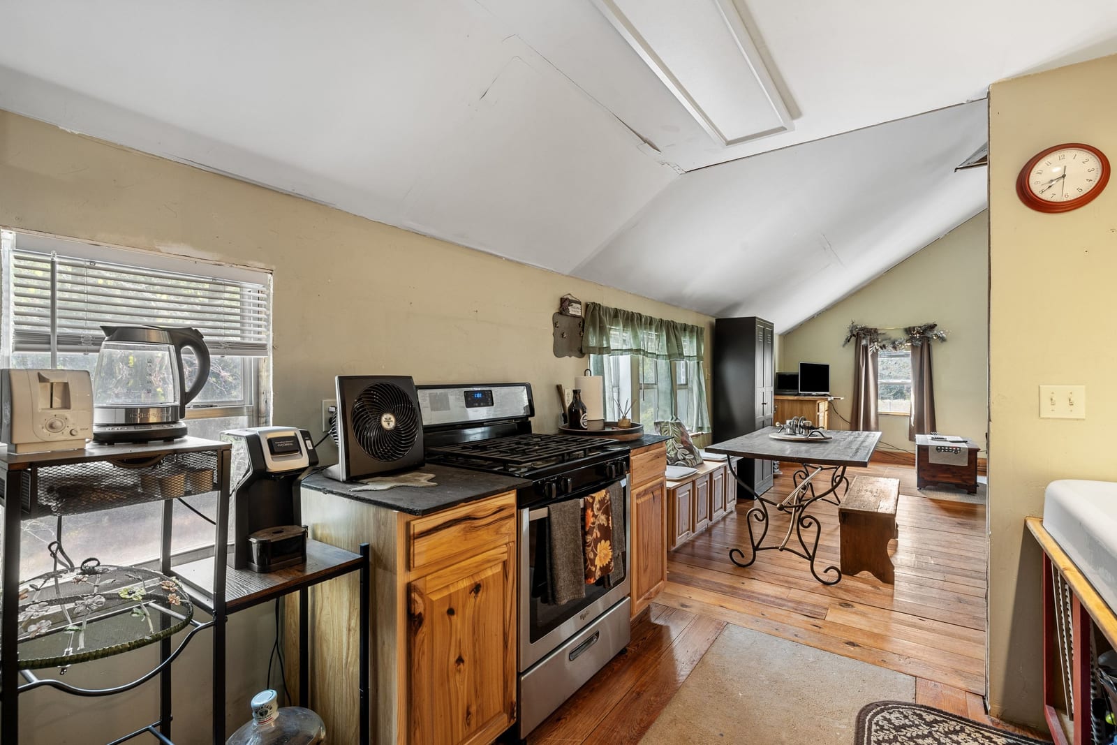 main property photo 5